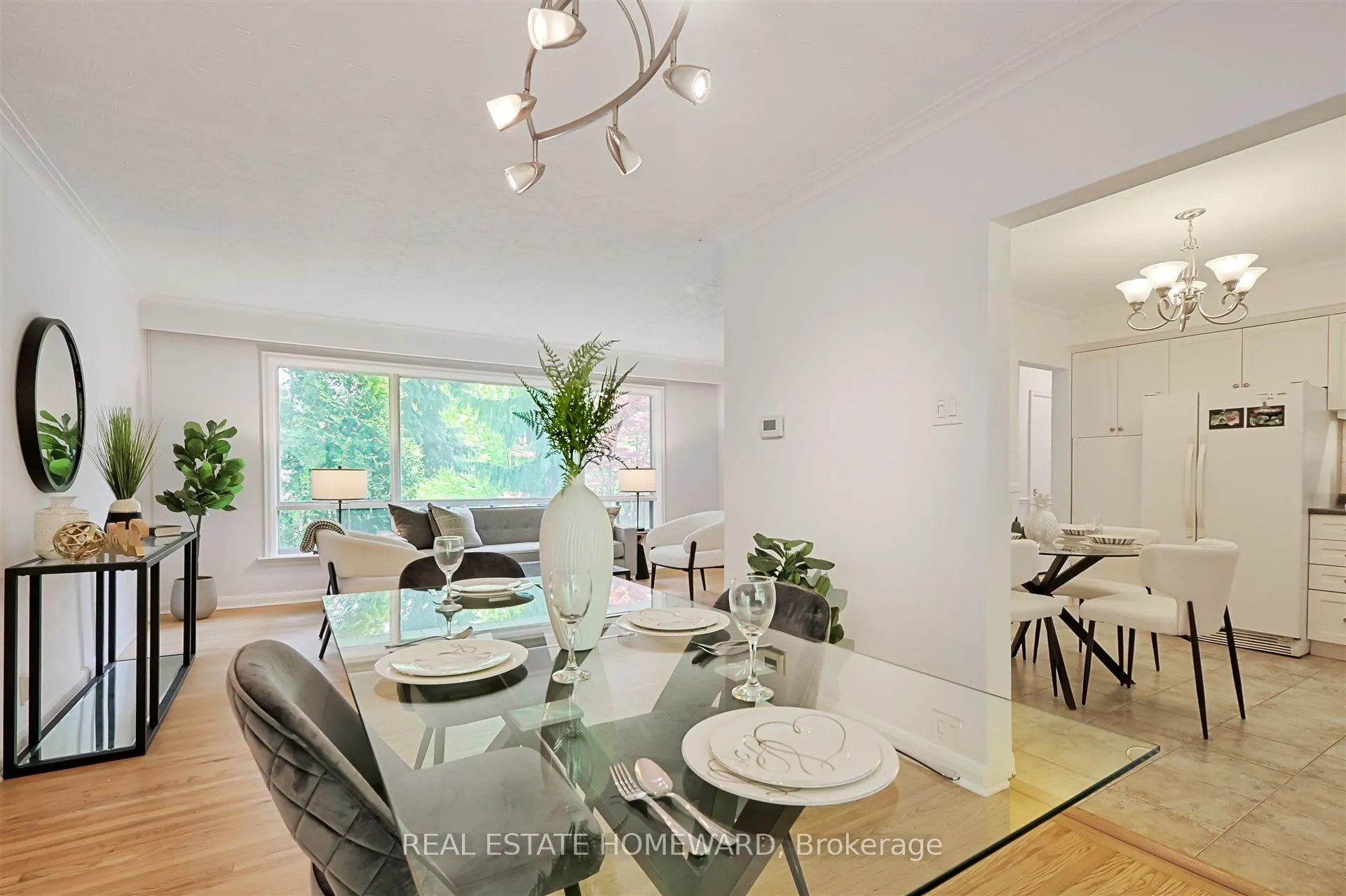 8 Burnview Crescent
