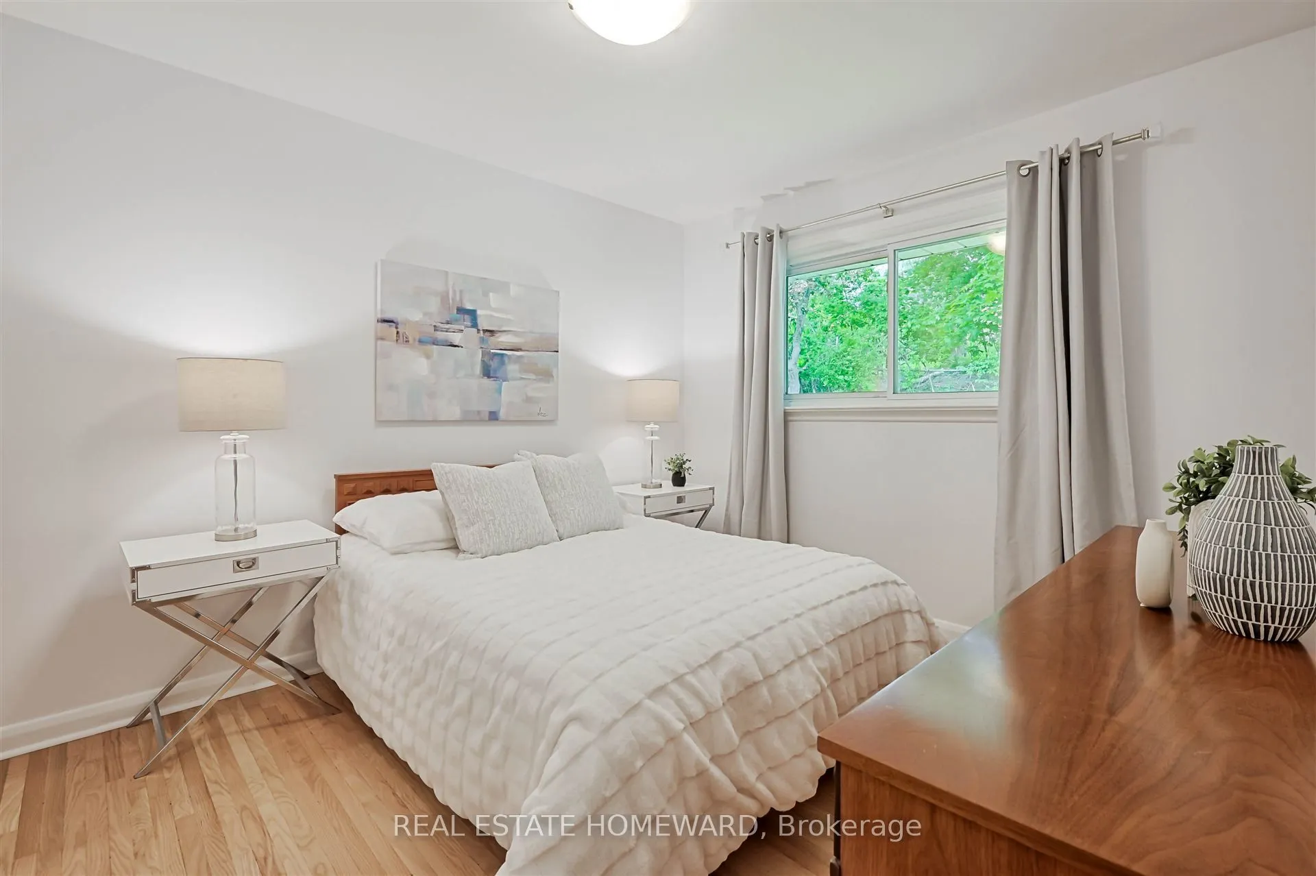 8 Burnview Crescent