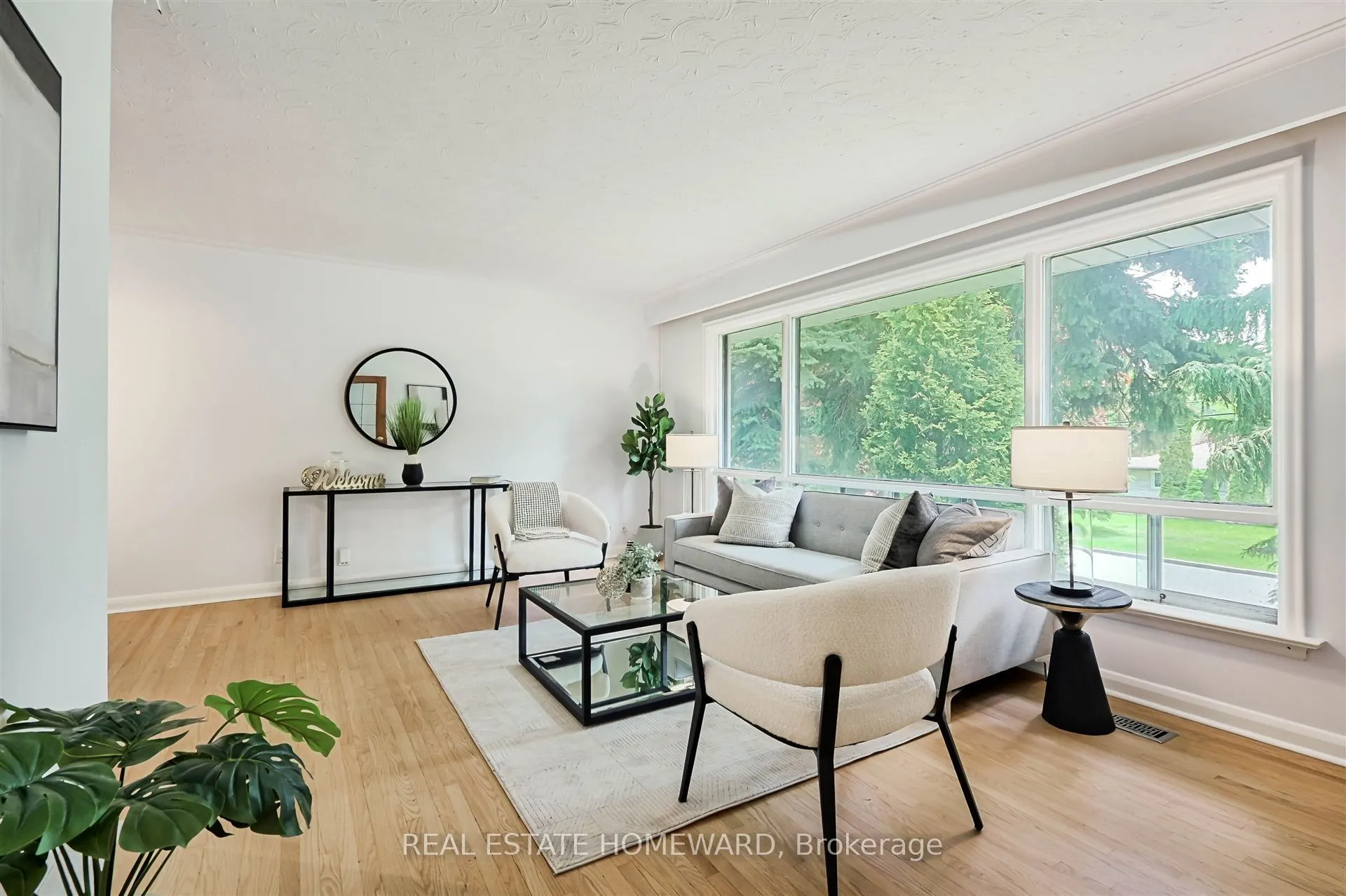 8 Burnview Crescent