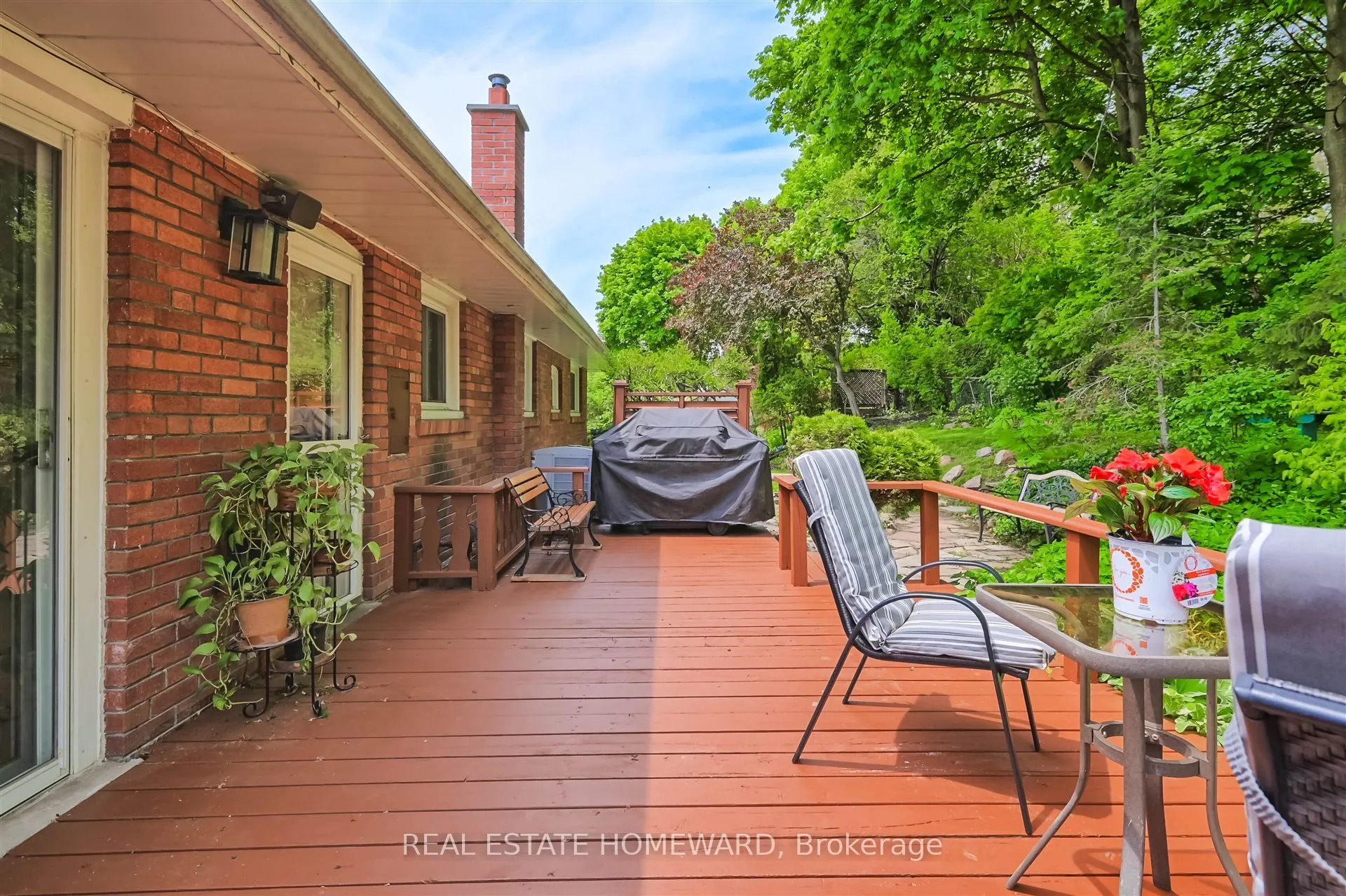 8 Burnview Crescent