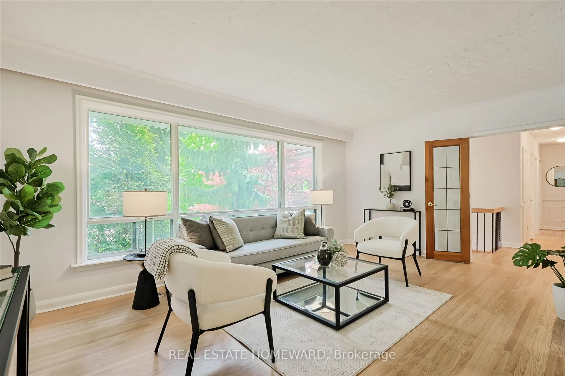 8 Burnview Crescent
