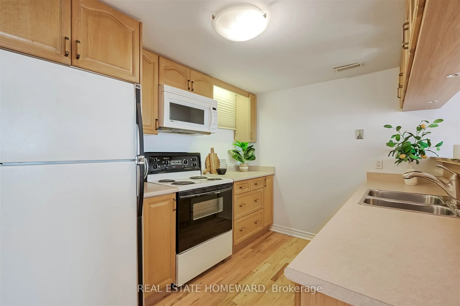 8 Burnview Crescent