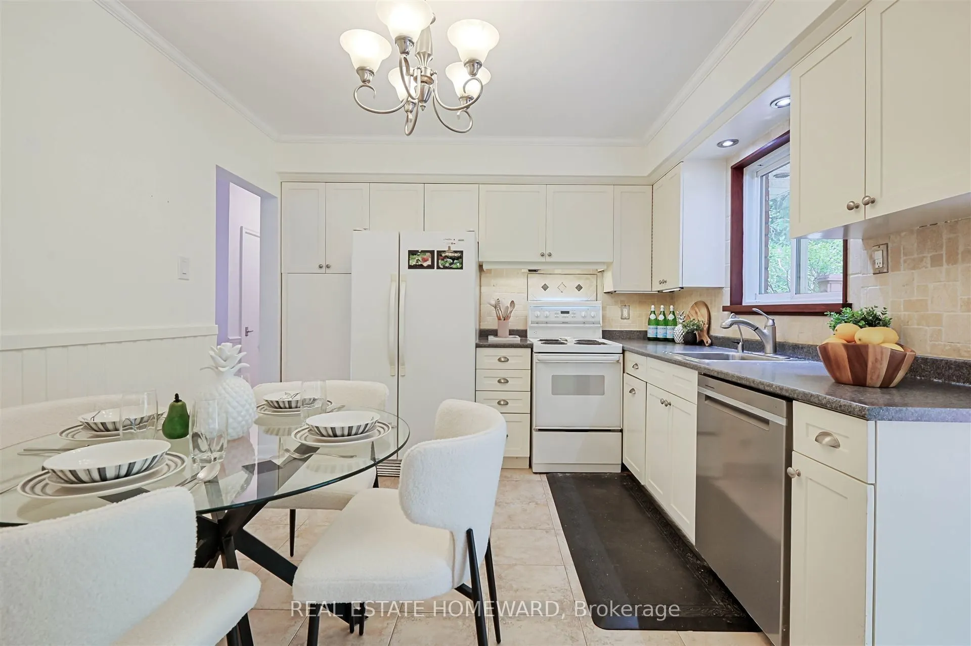 8 Burnview Crescent