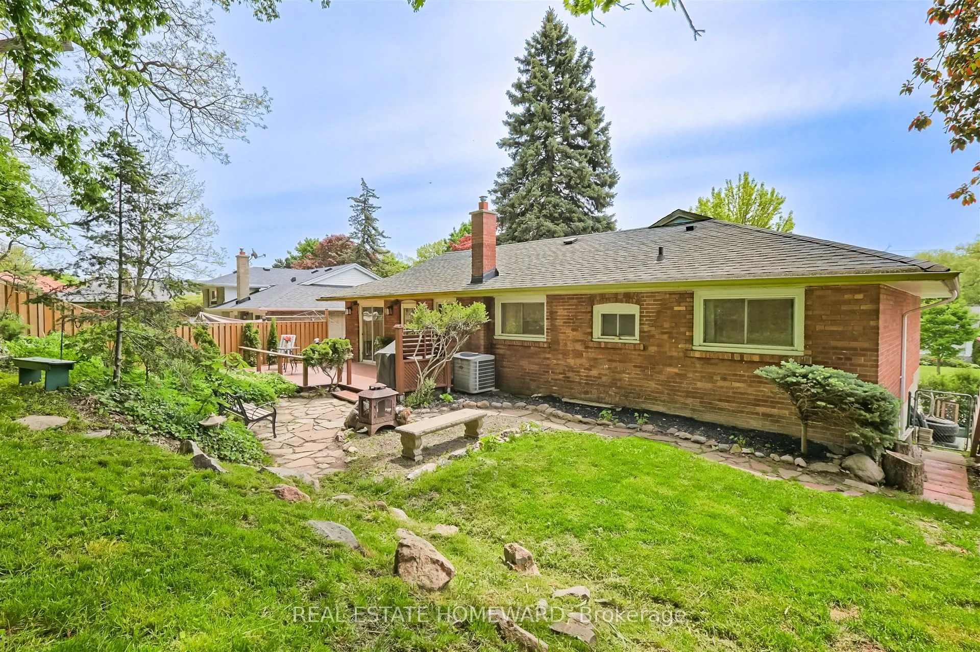 8 Burnview Crescent