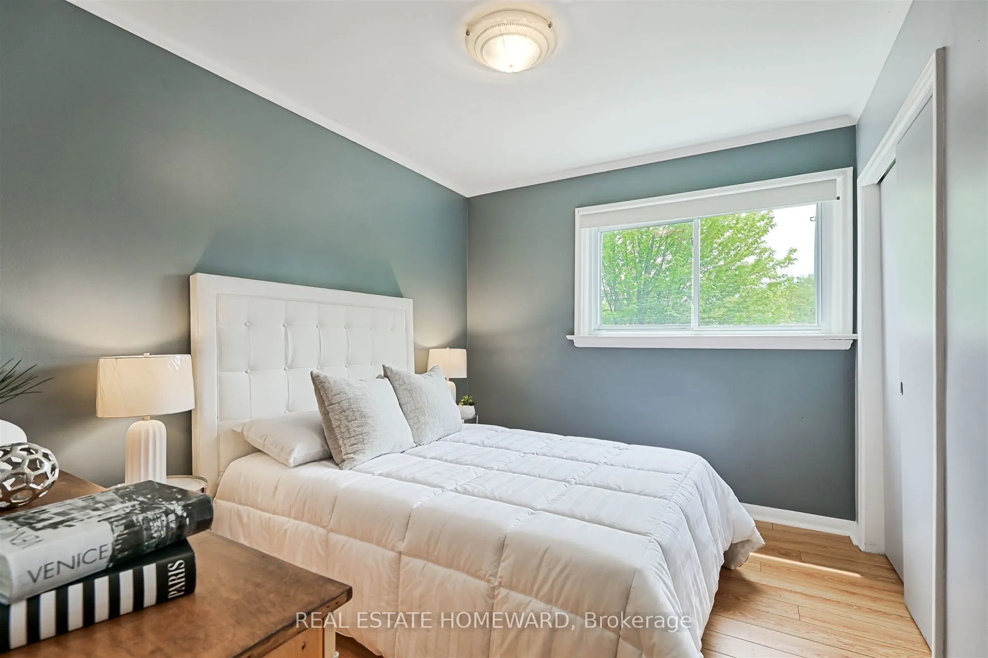 8 Burnview Crescent