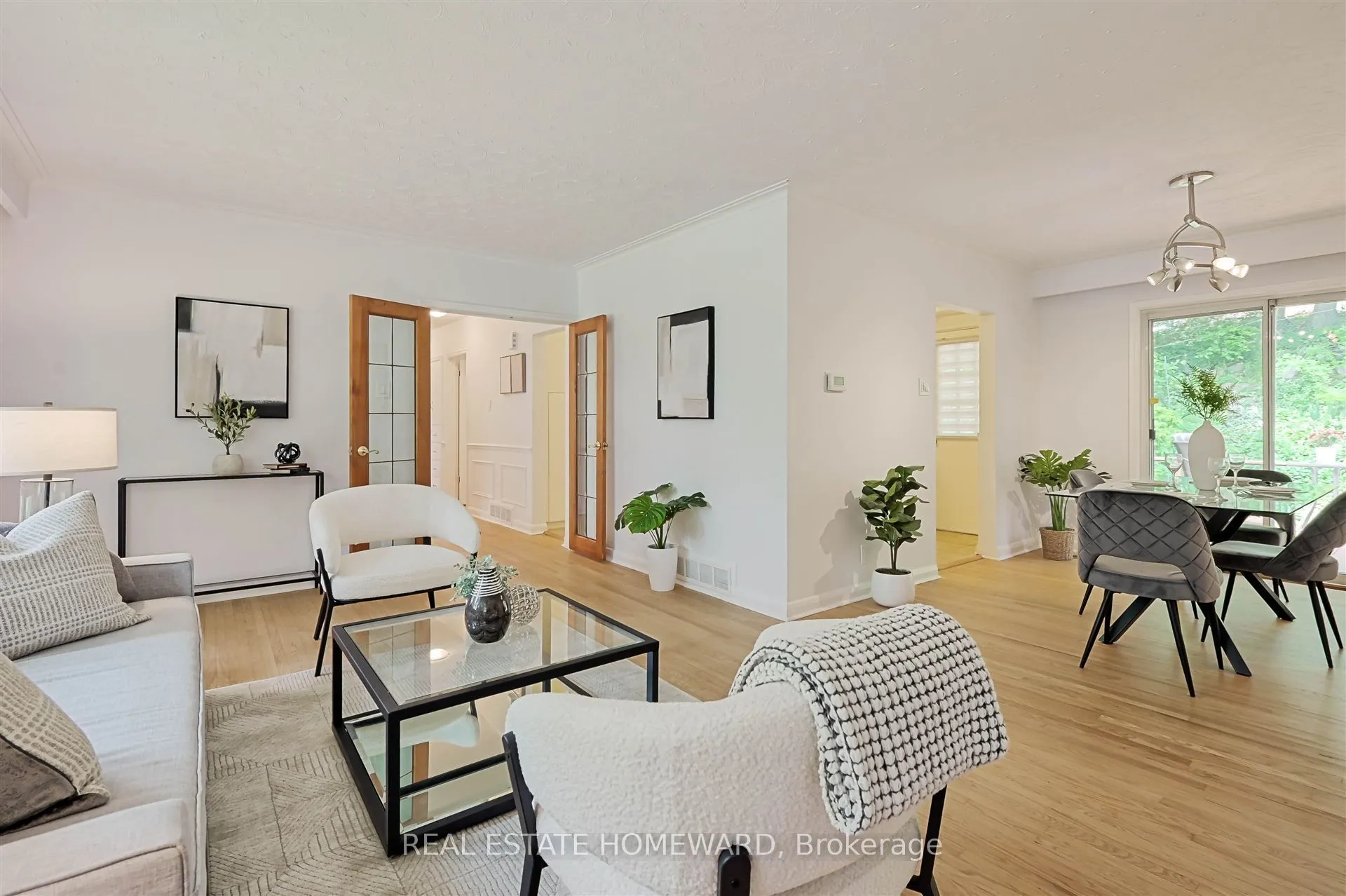 8 Burnview Crescent