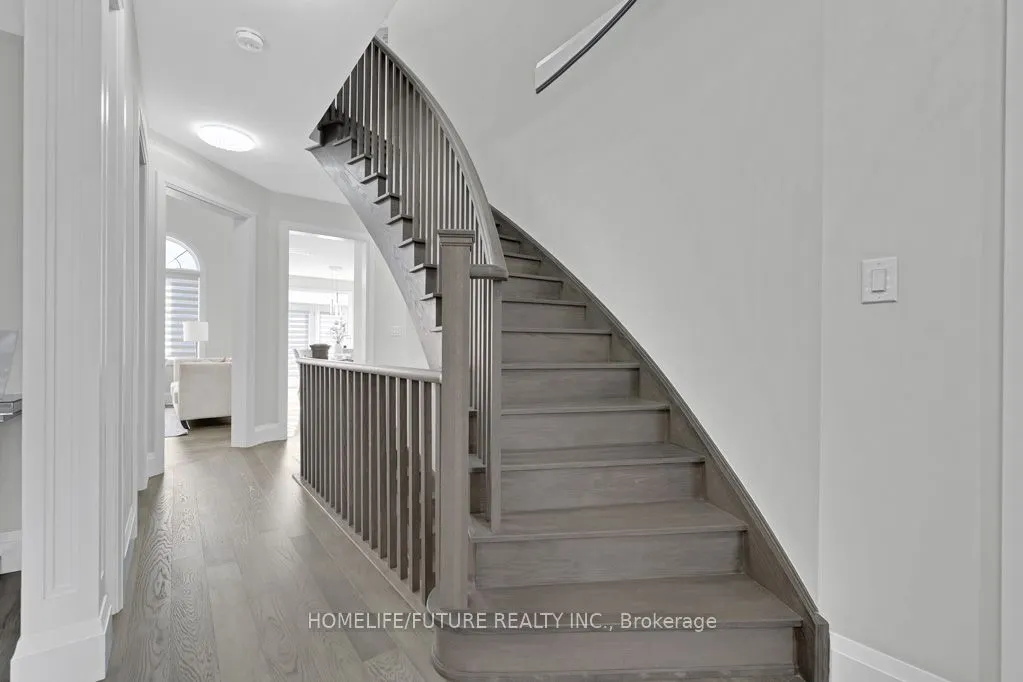 27 Higham Place