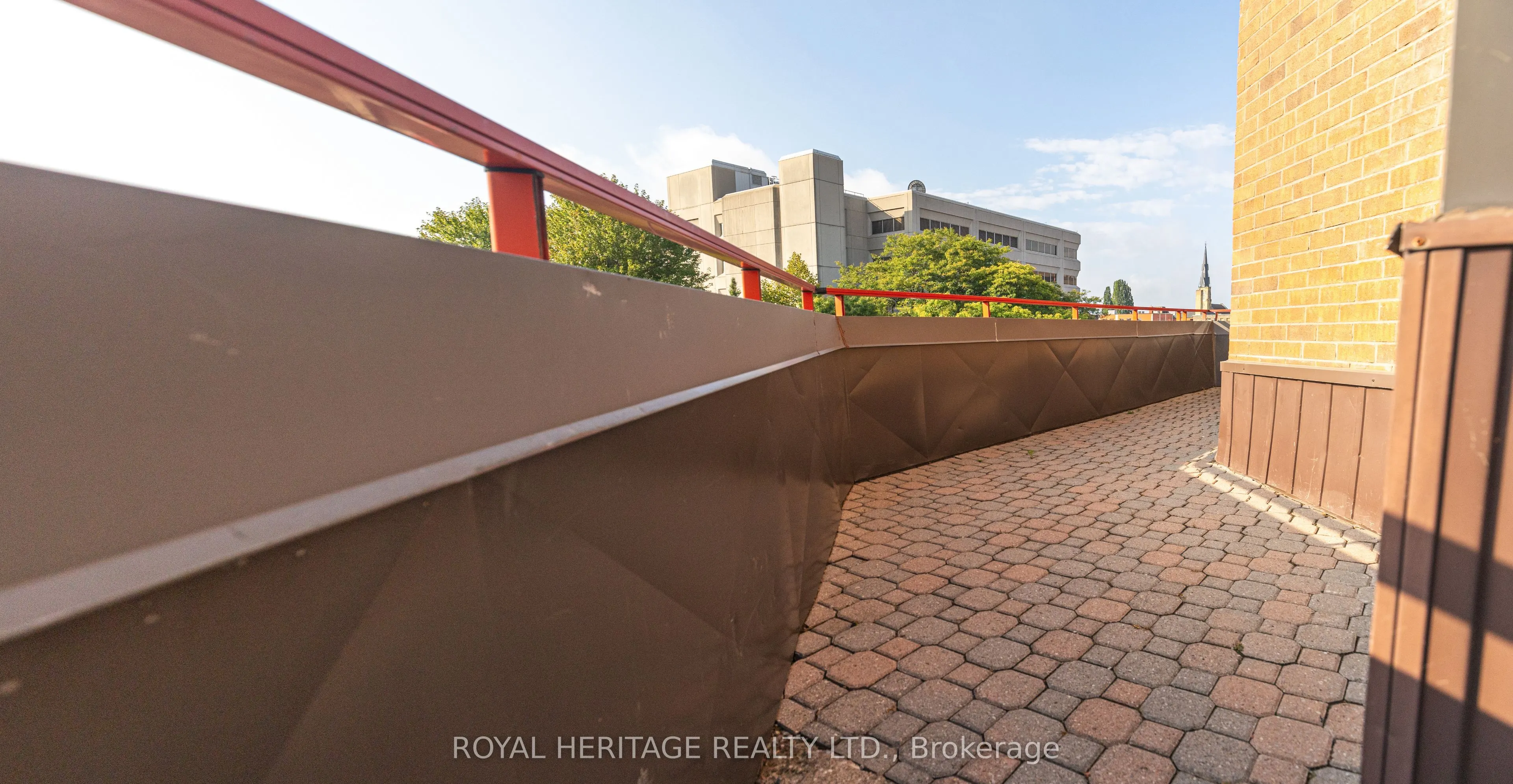80 Athol Street, #201