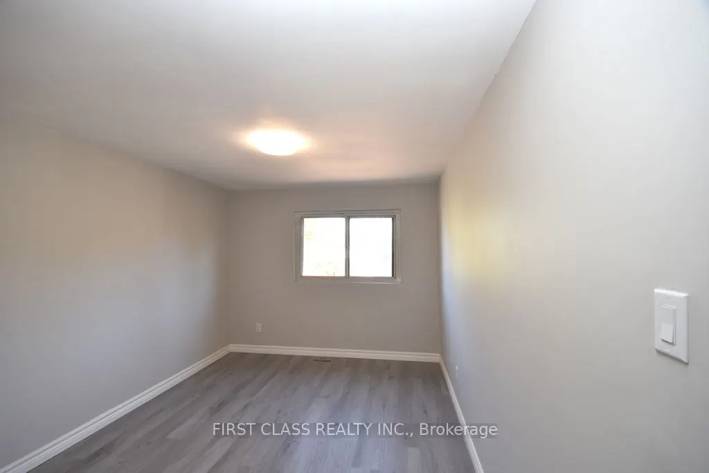 58 Bradstone Square