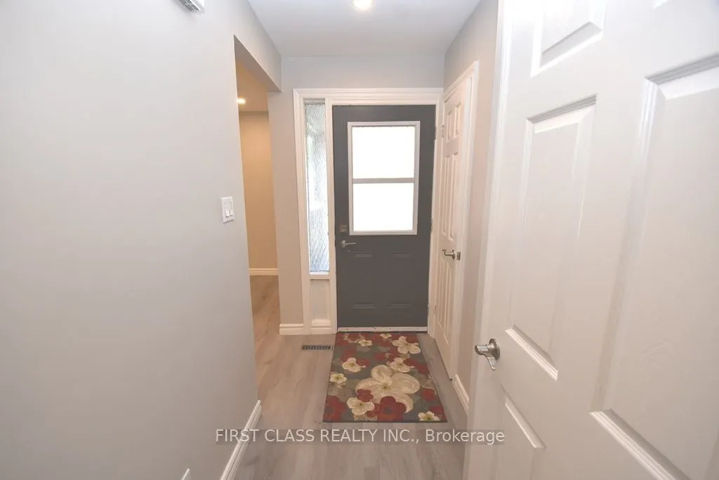 58 Bradstone Square