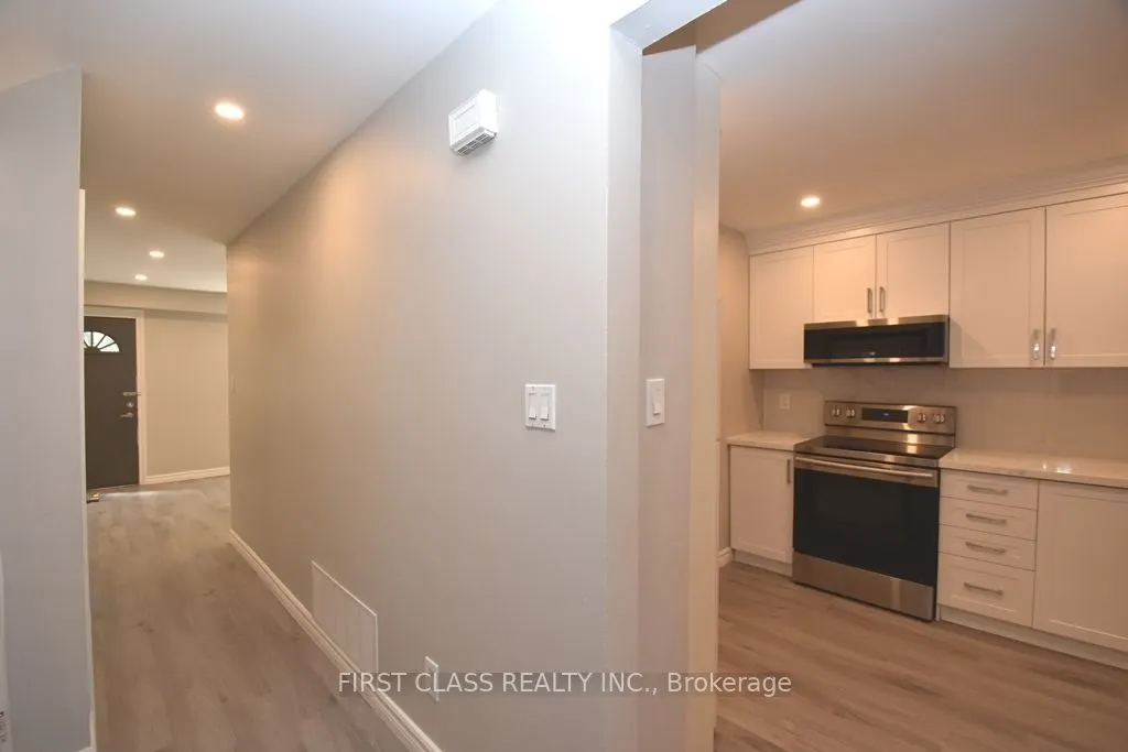 58 Bradstone Square