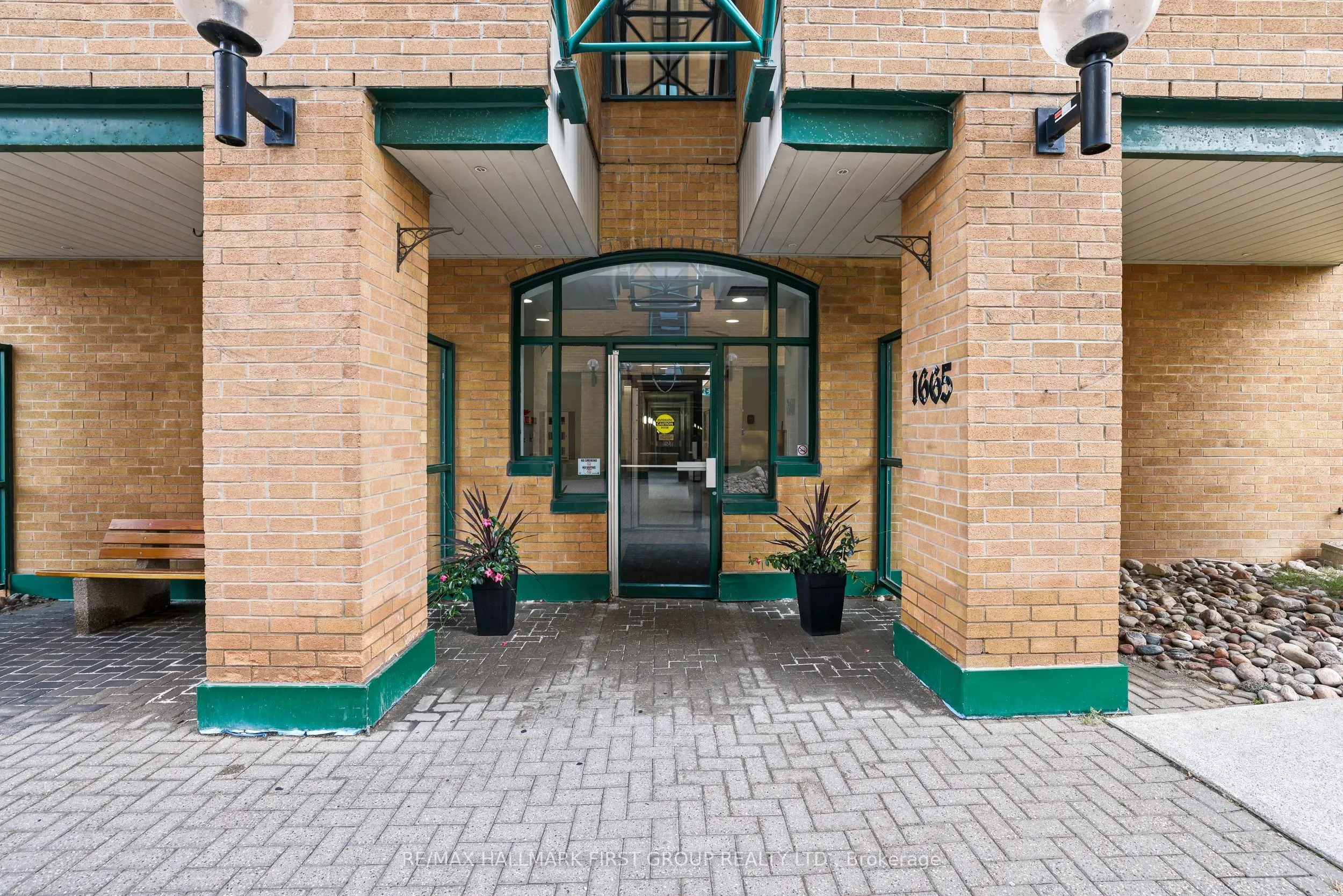 1665 Pickering Parkway, #610