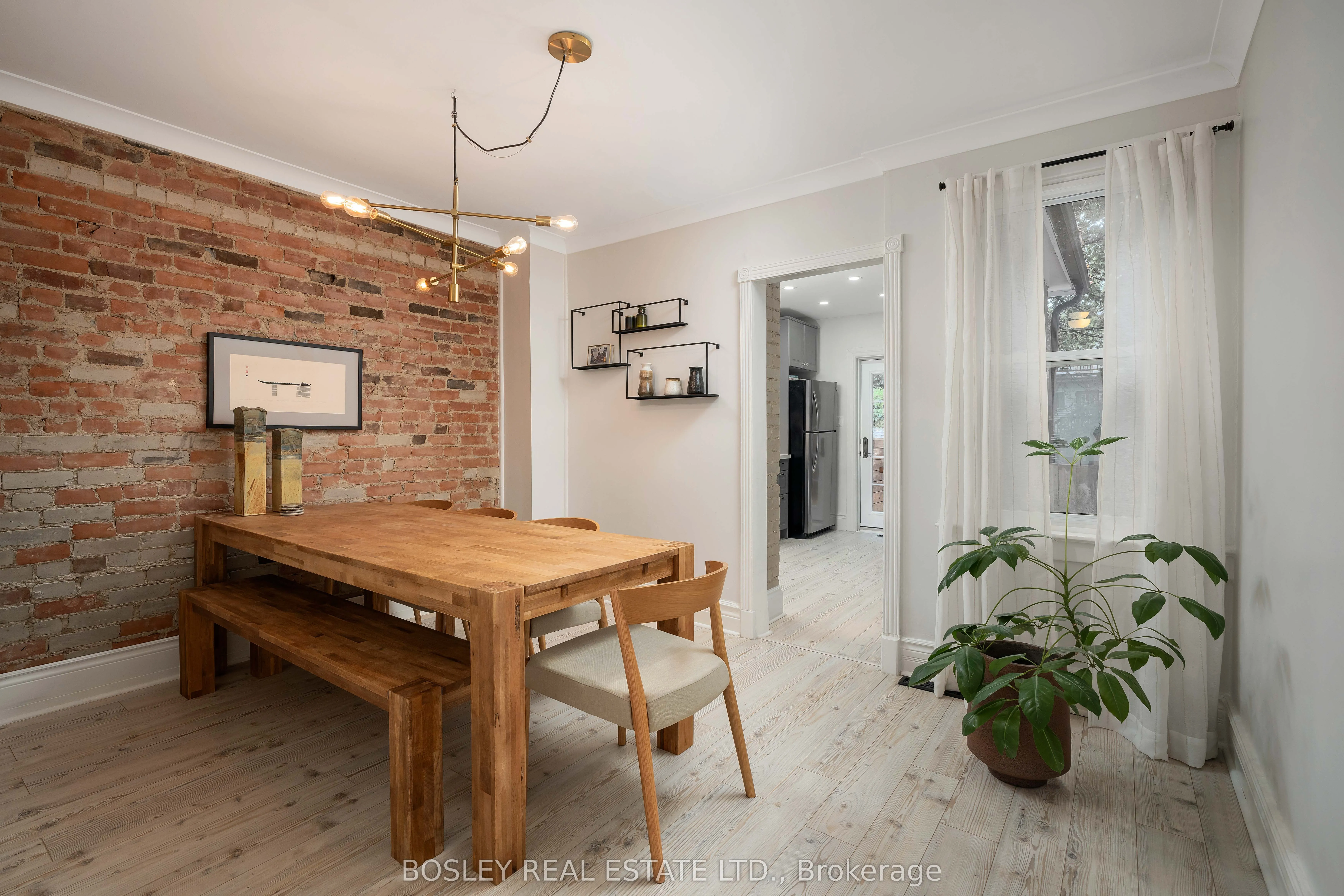 28 Mountalan Avenue