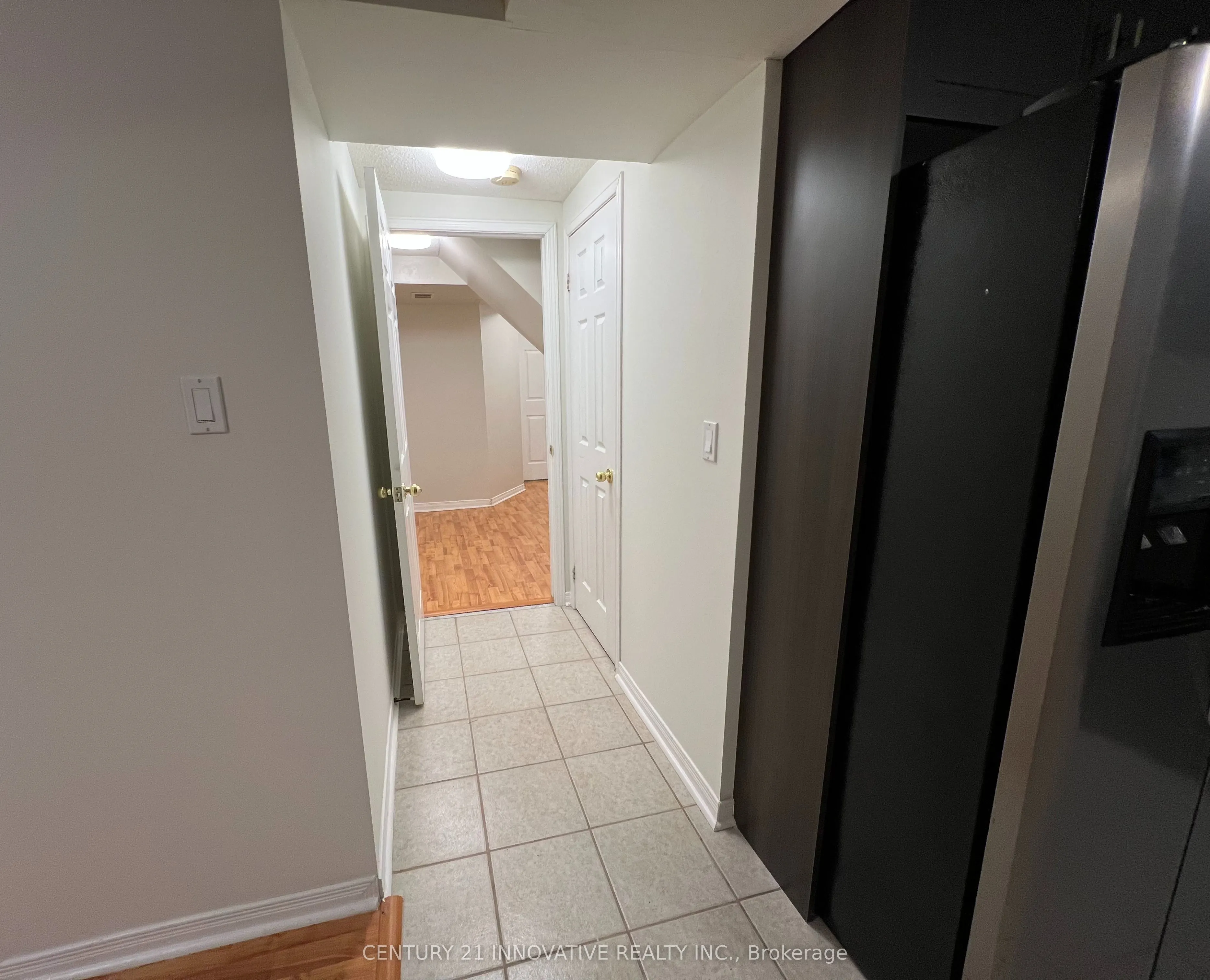 13 Grosbeak Crescent, #Basement