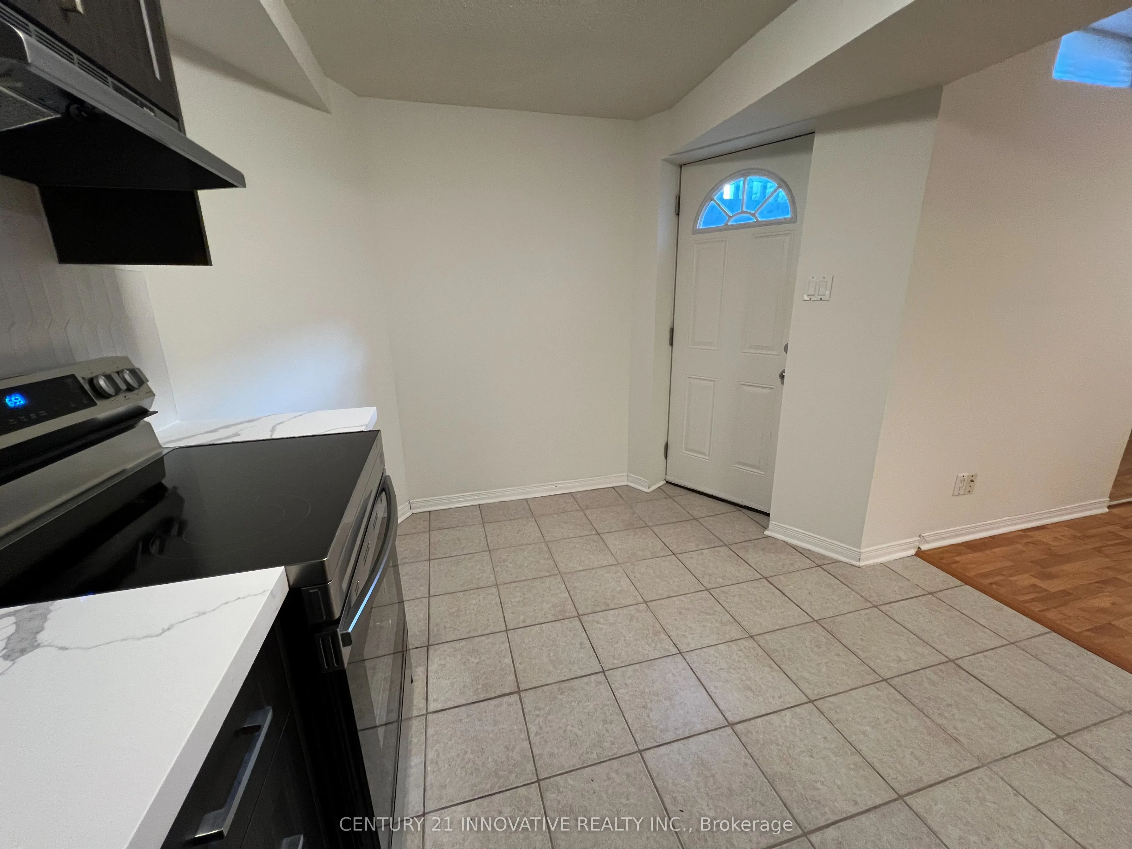 13 Grosbeak Crescent, #Basement