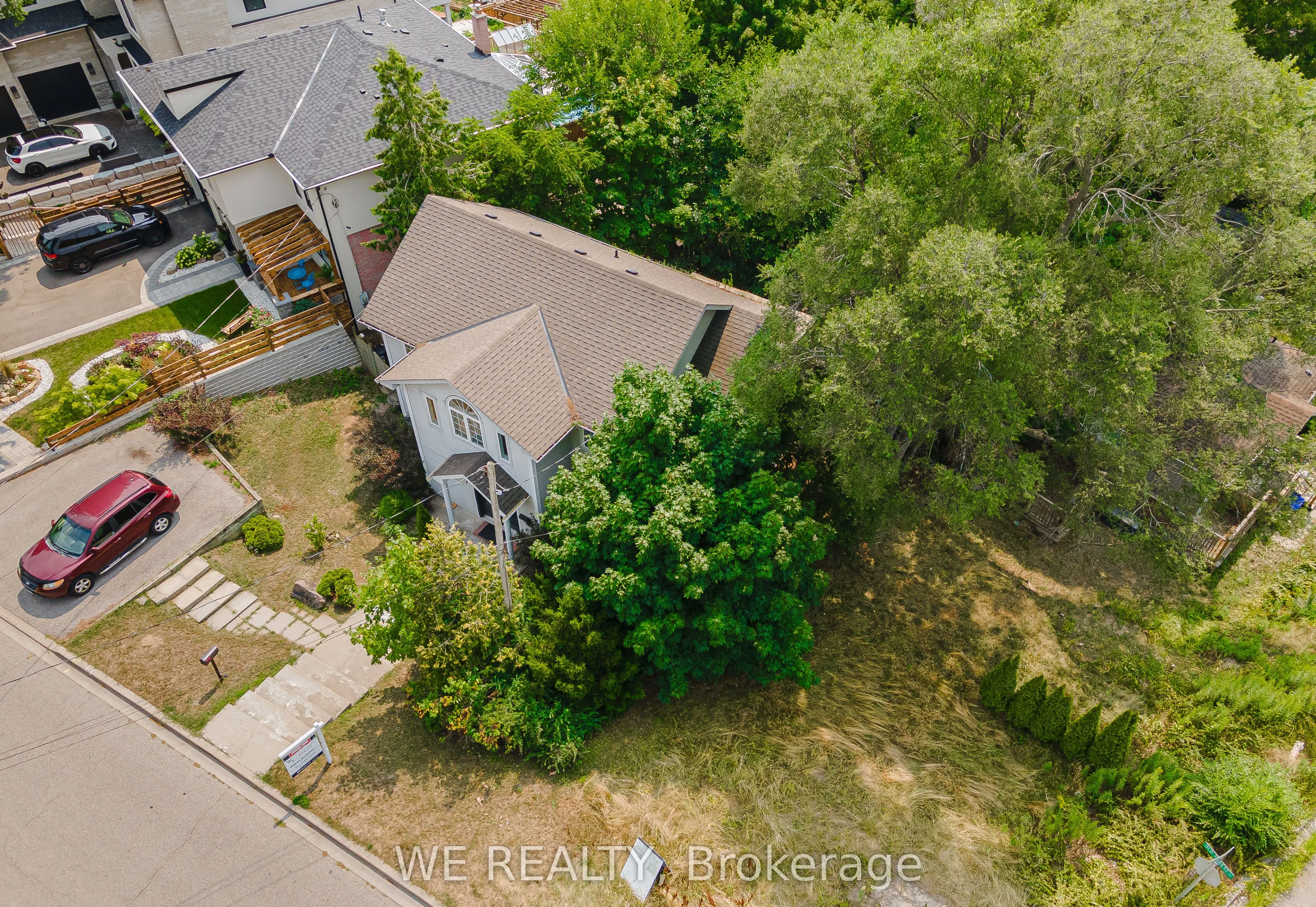 1484 Old Forest Road