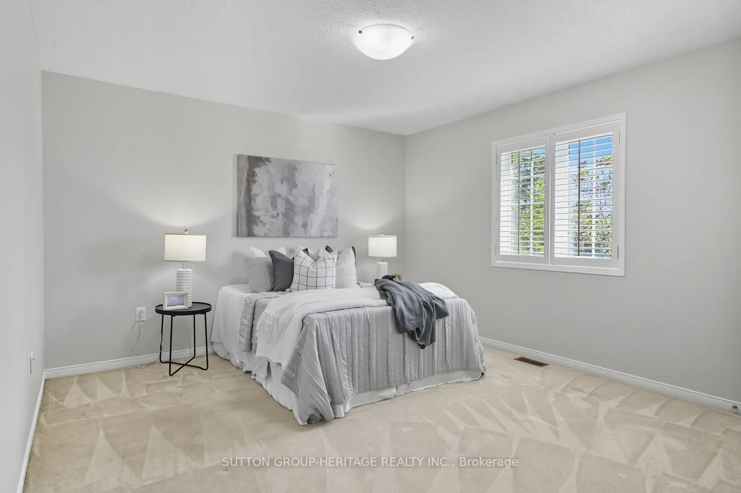 98 Hoile Drive