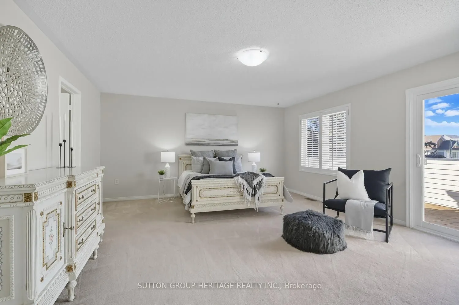 98 Hoile Drive