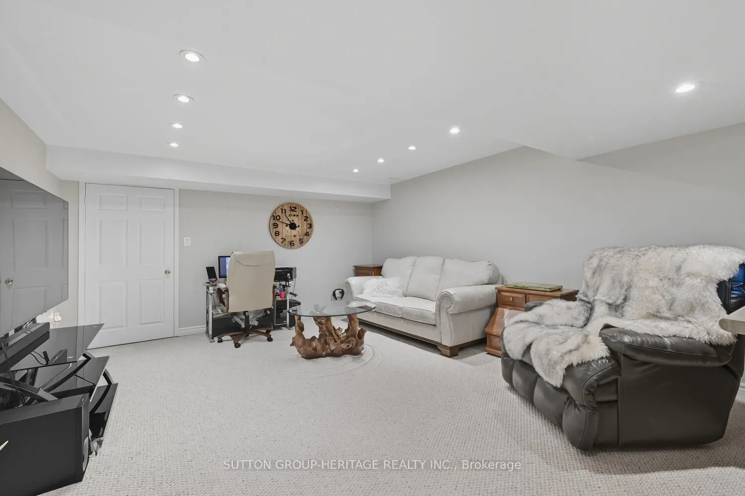 98 Hoile Drive