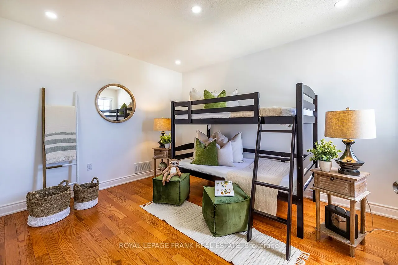 1533 Clearbrook Drive