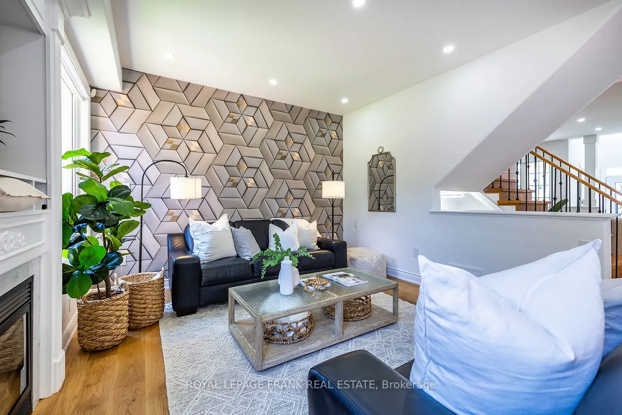 1533 Clearbrook Drive