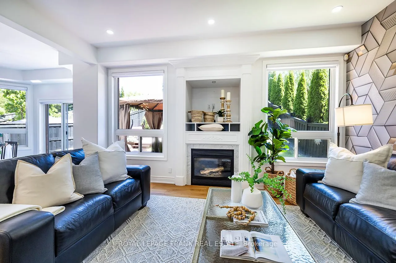 1533 Clearbrook Drive