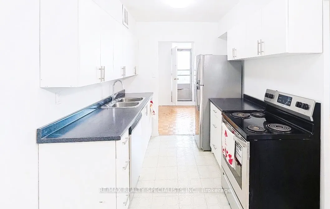180 Markham Road, #1201