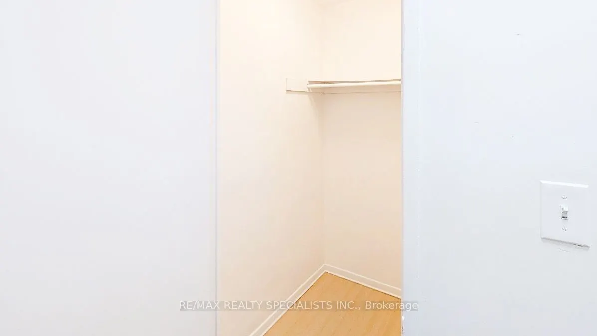 180 Markham Road, #1201