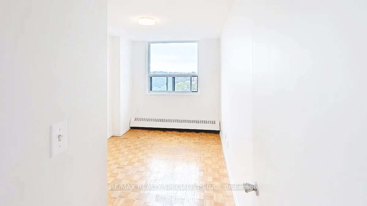 180 Markham Road, #1201