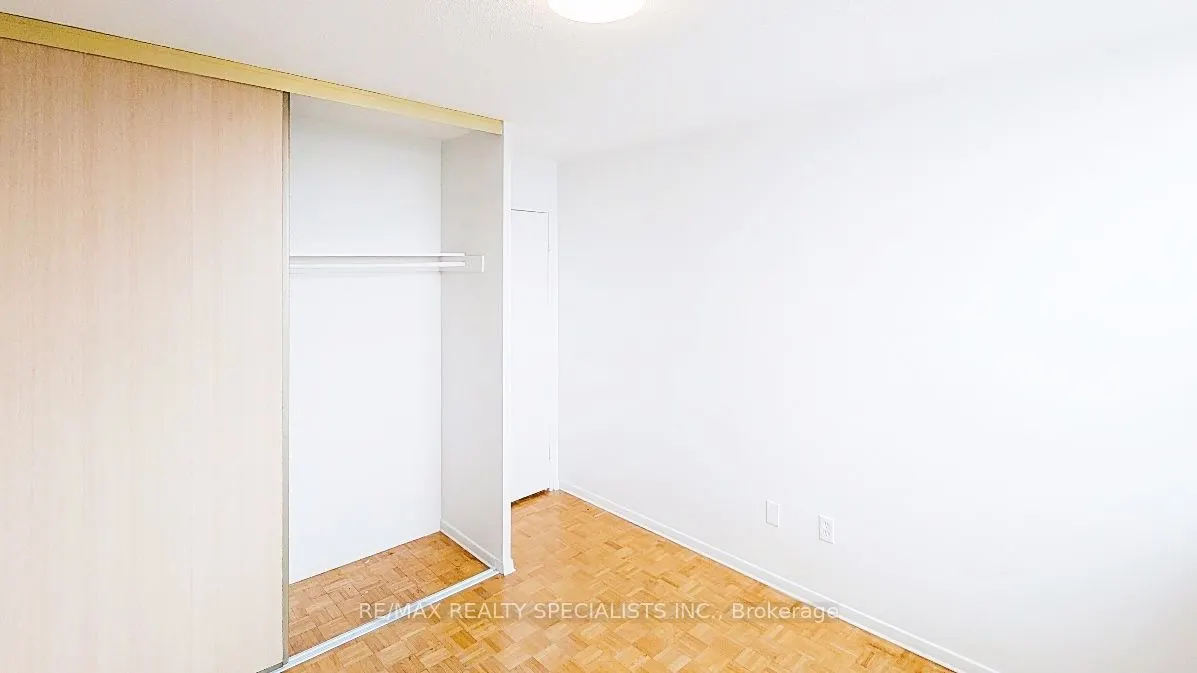 180 Markham Road, #1201