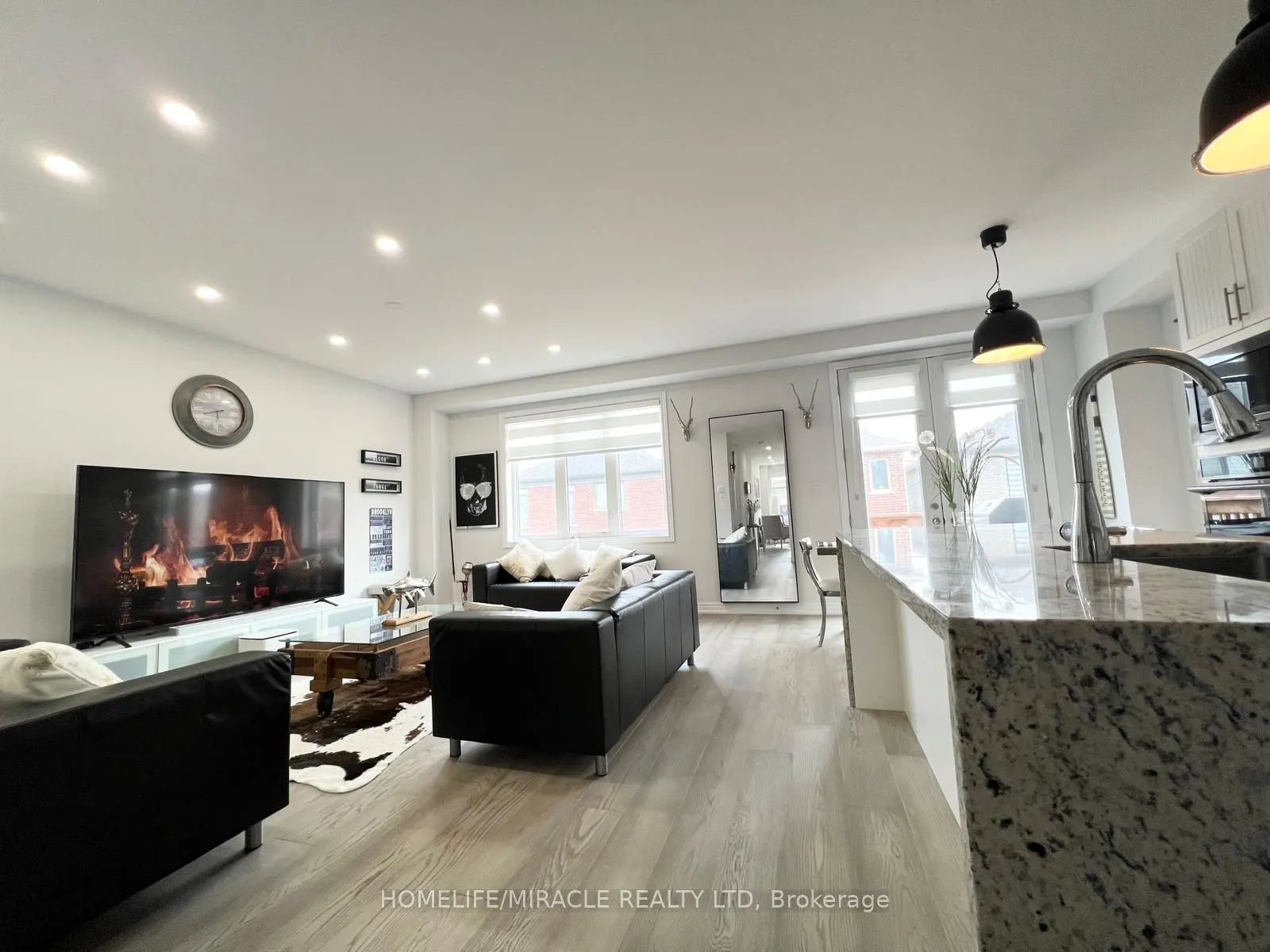1017 Lockie Drive