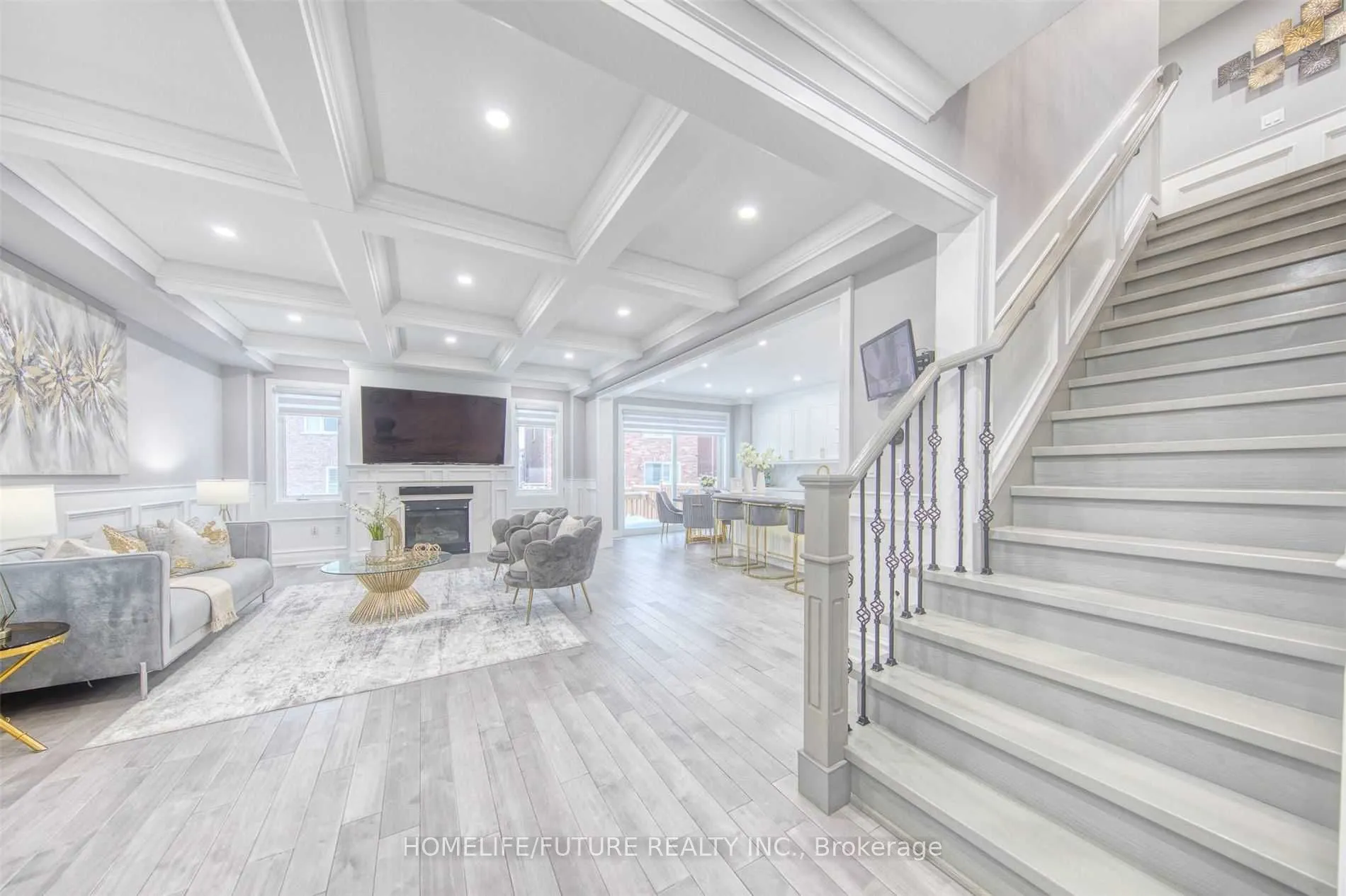 1041 Belcourt Street