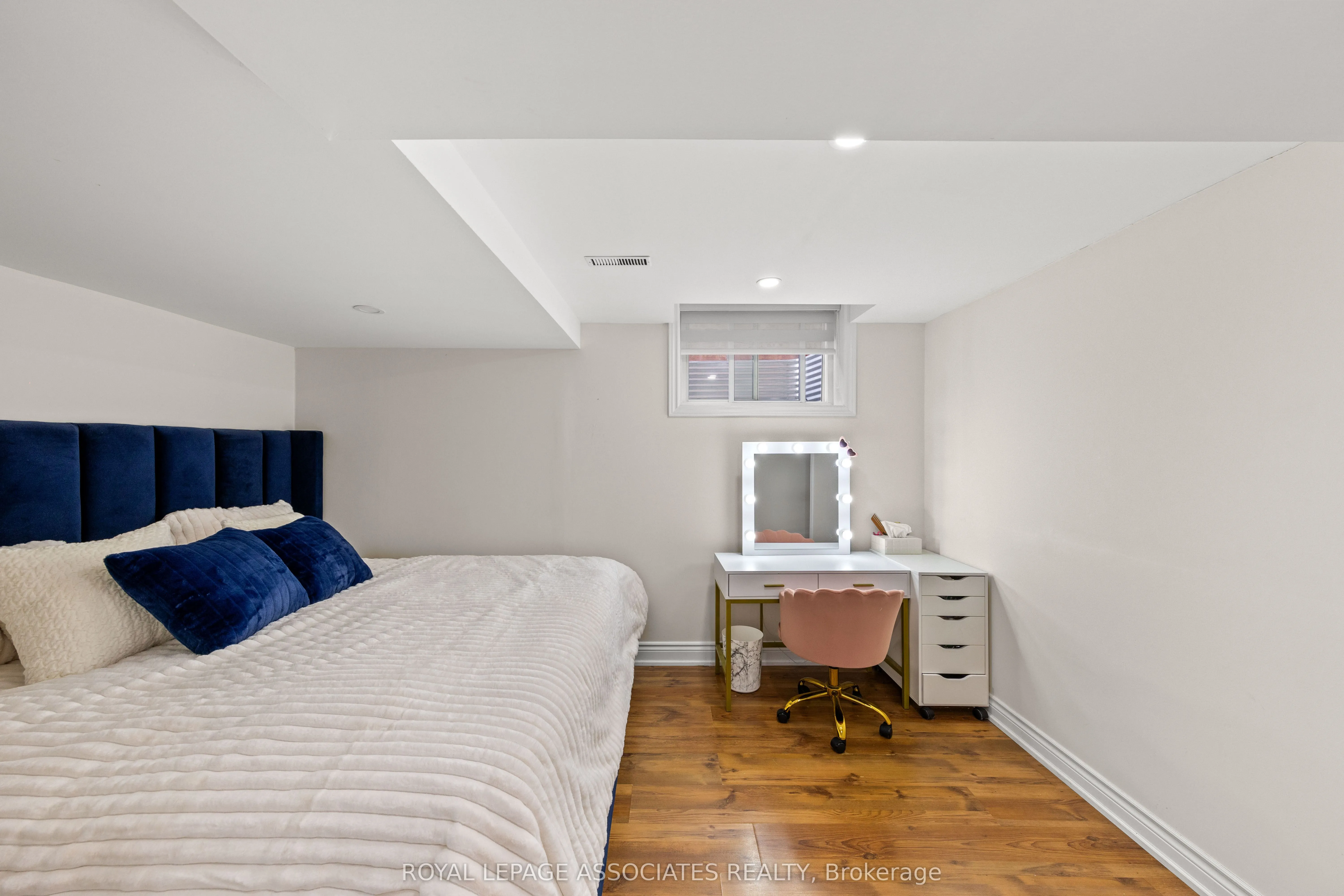47 Whiteway Court