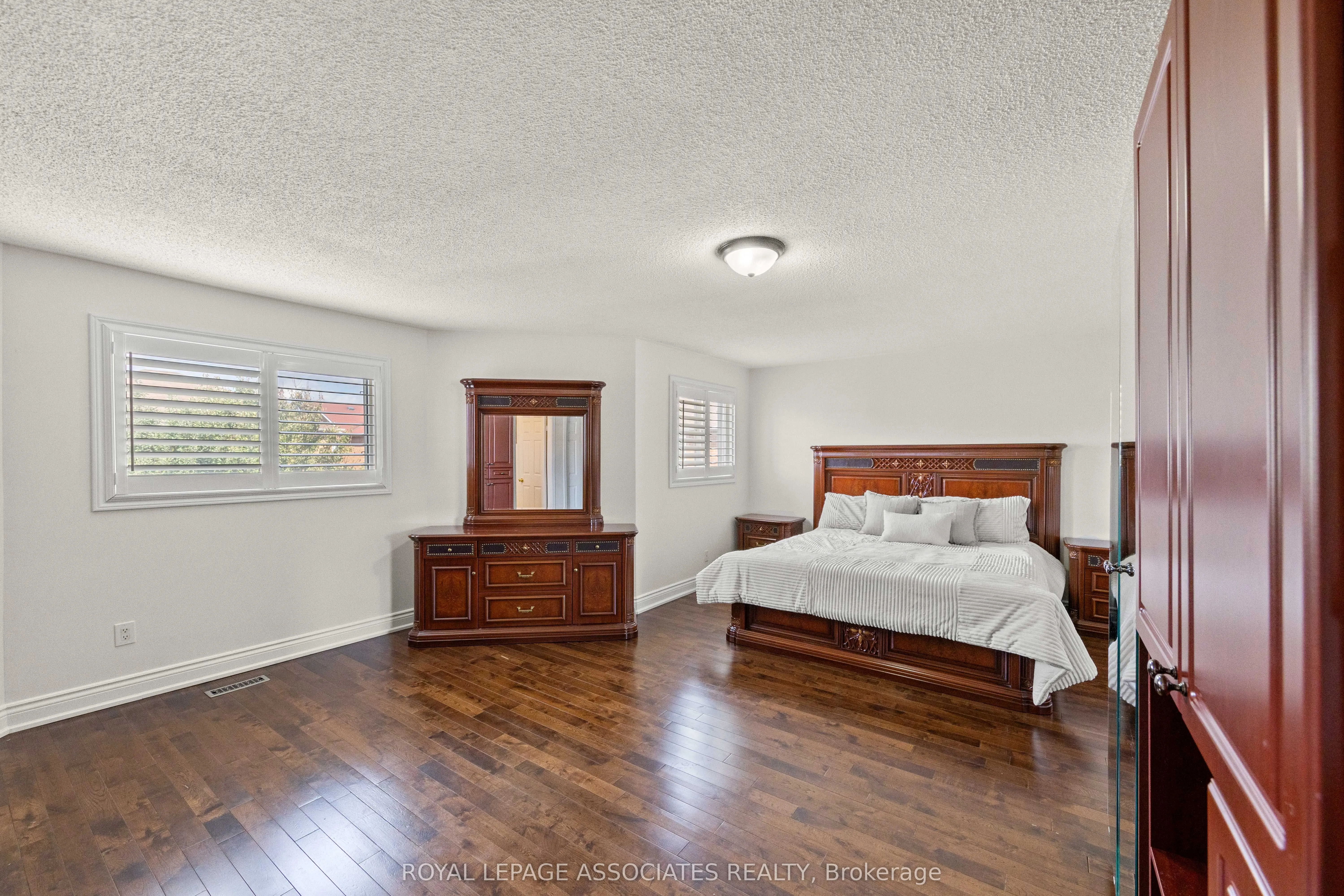 47 Whiteway Court
