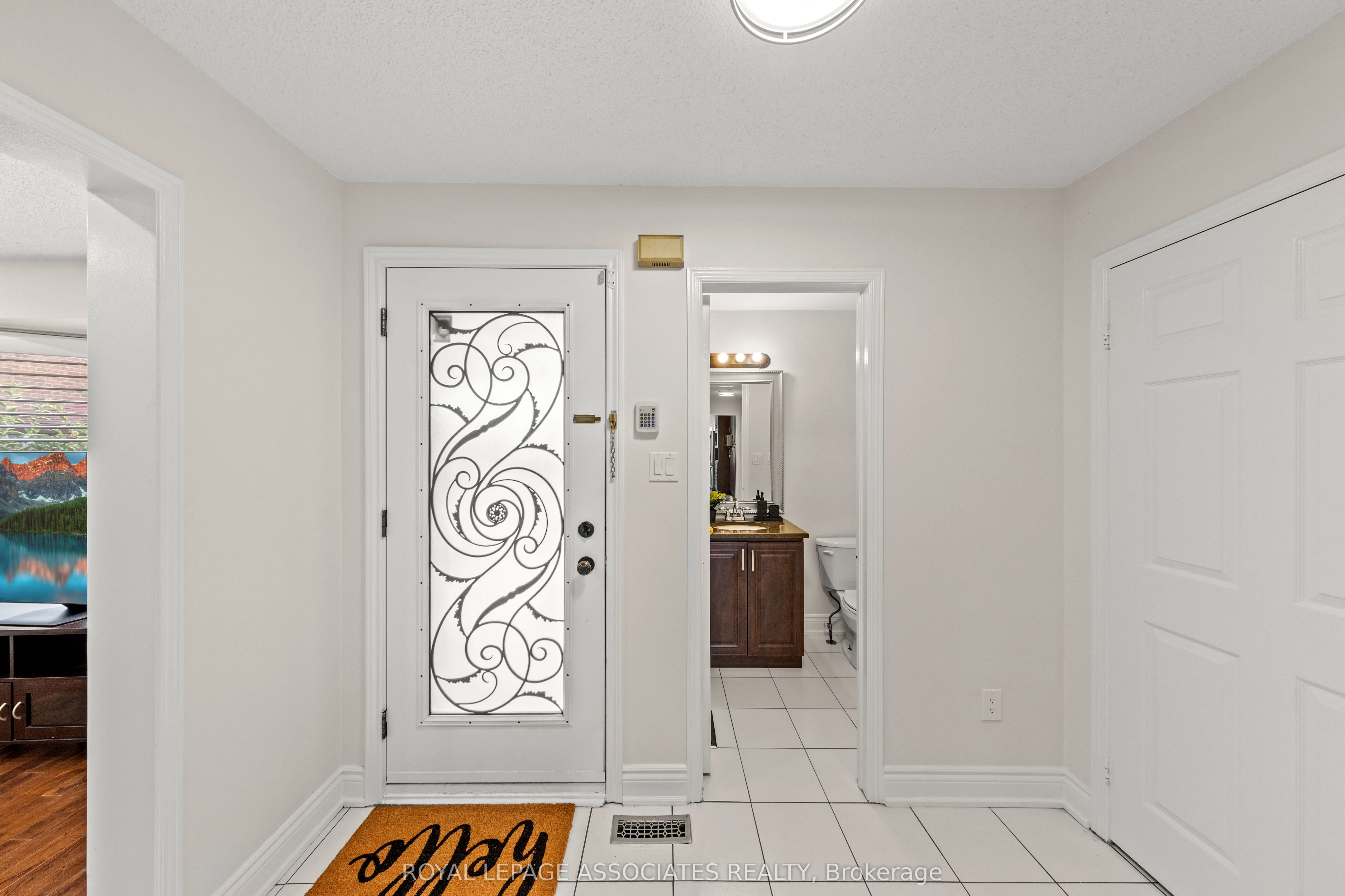 47 Whiteway Court