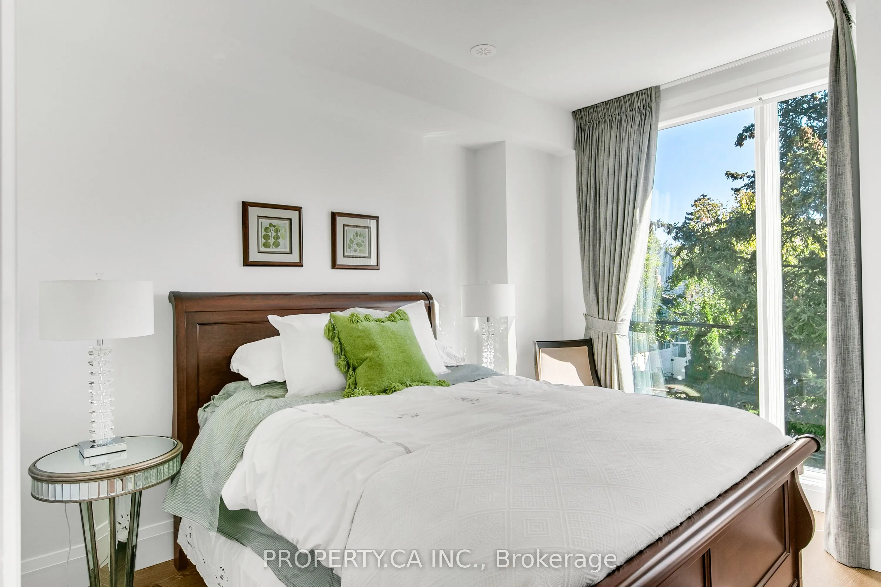 837 Broadview Avenue, #13