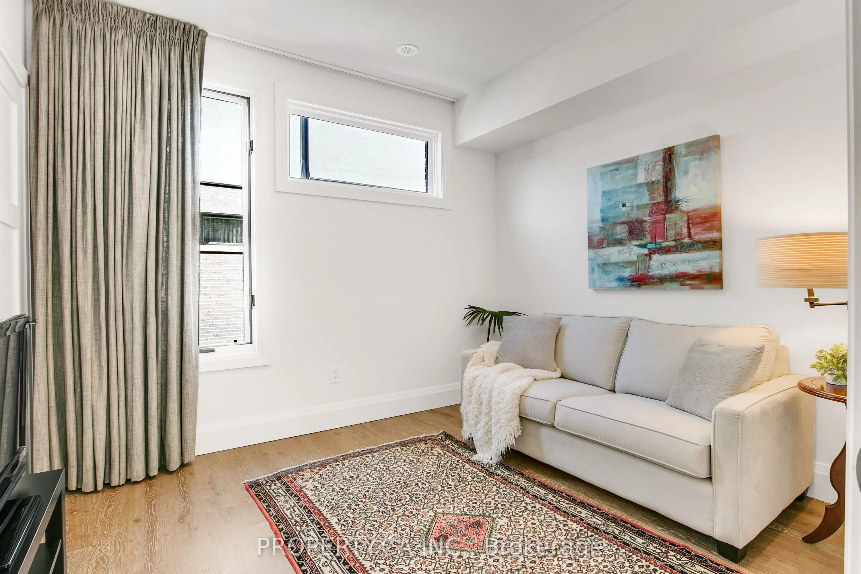 837 Broadview Avenue, #13