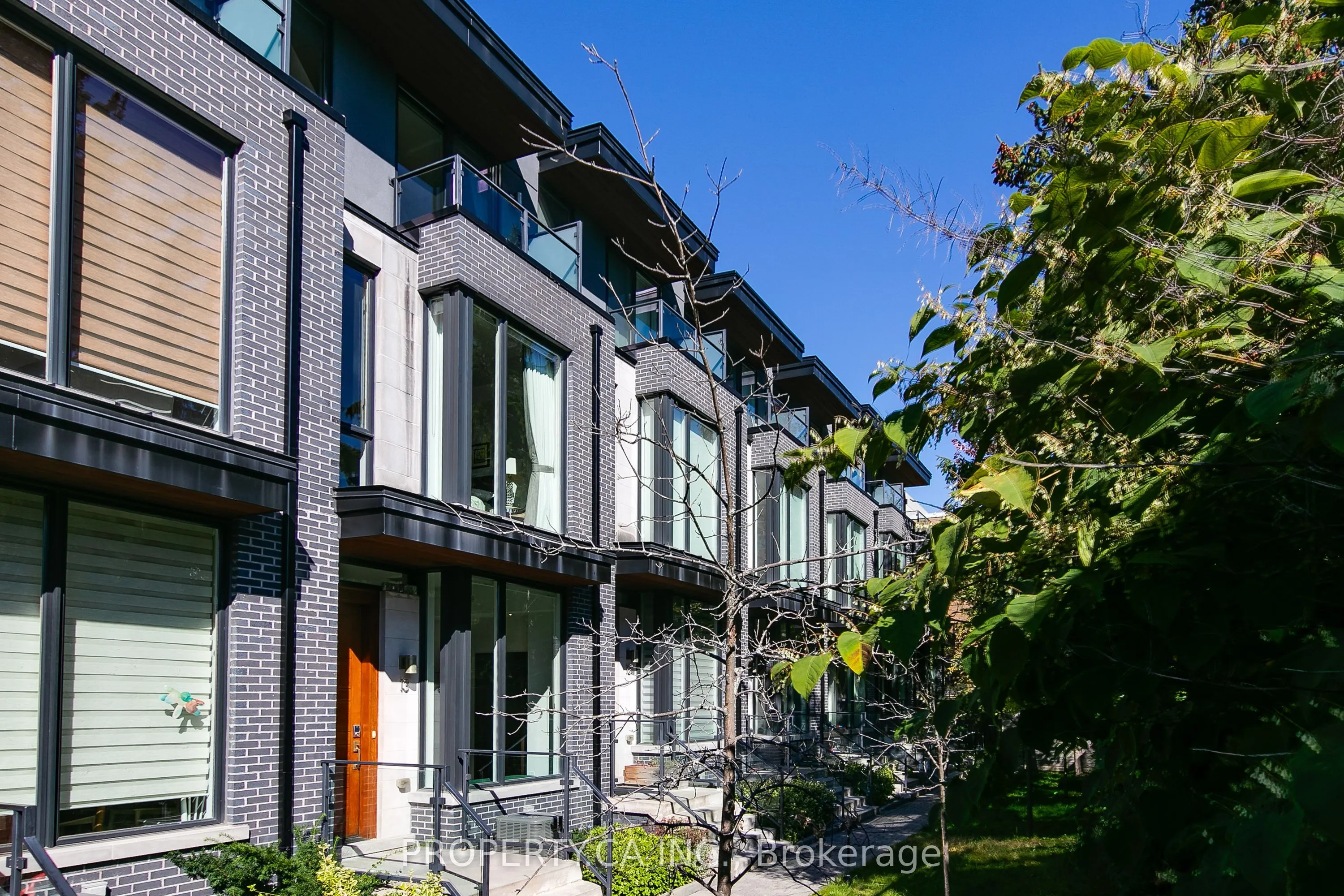 837 Broadview Avenue, #13