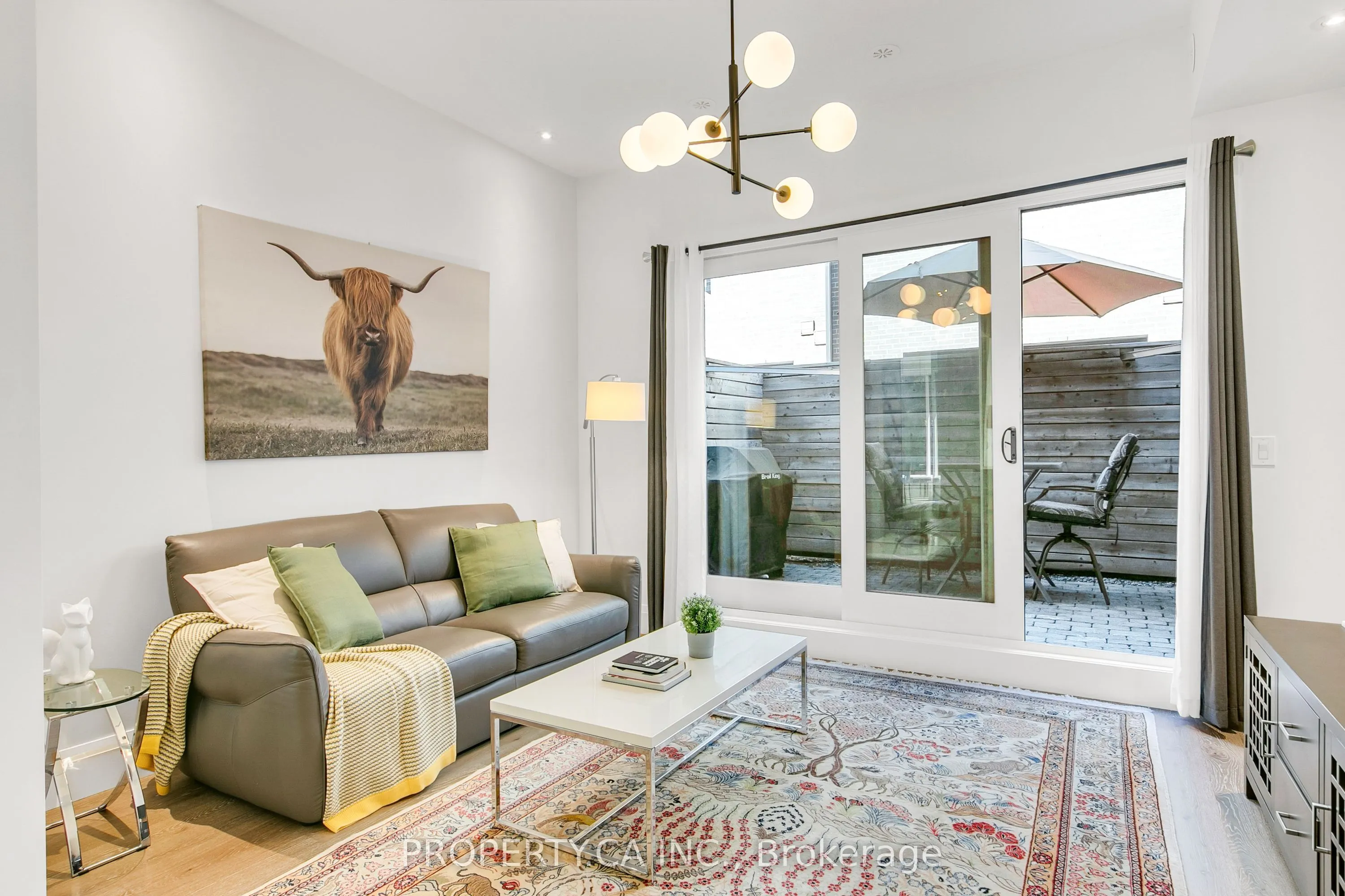 837 Broadview Avenue, #13