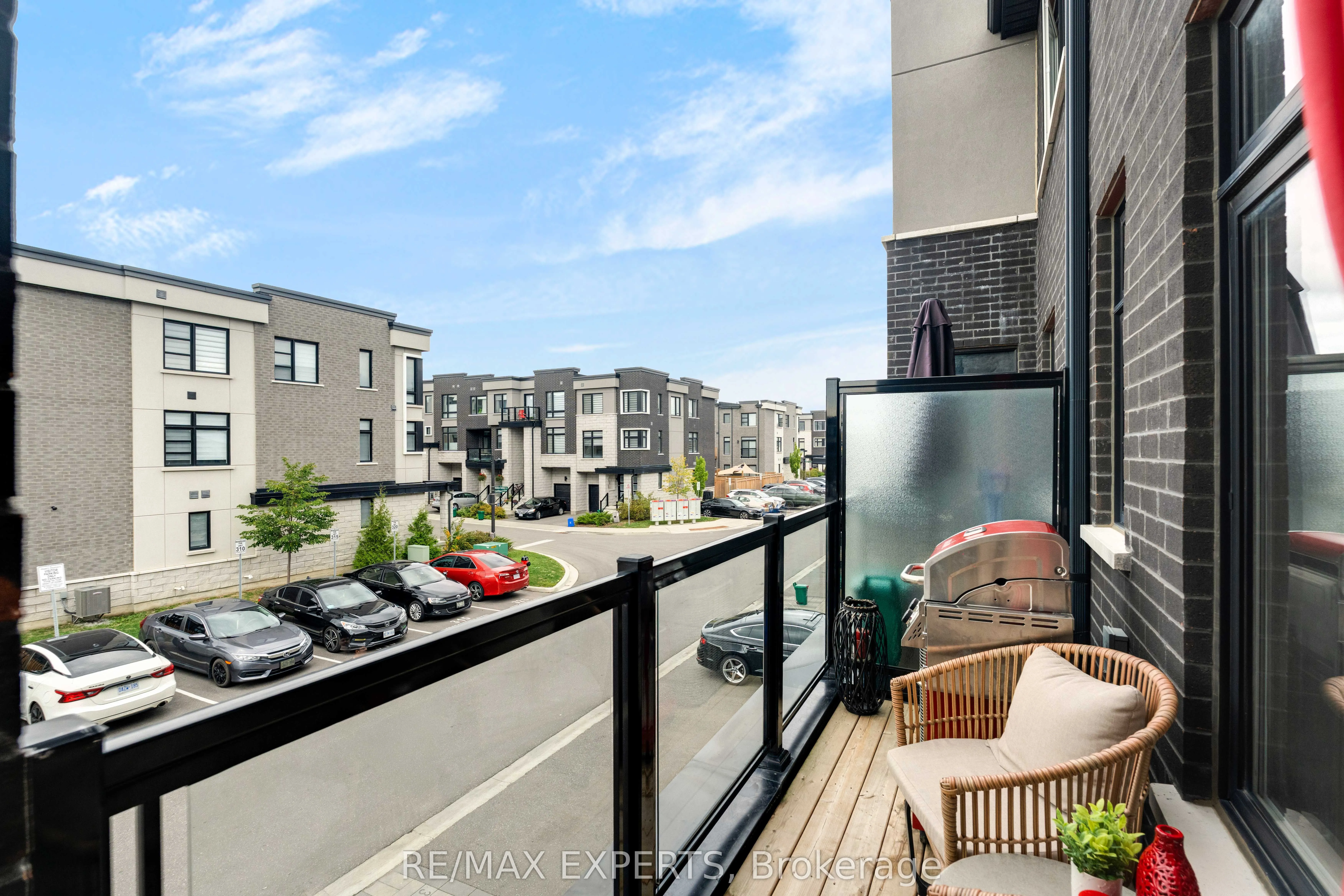2550 Castlegate Crossing W, #309