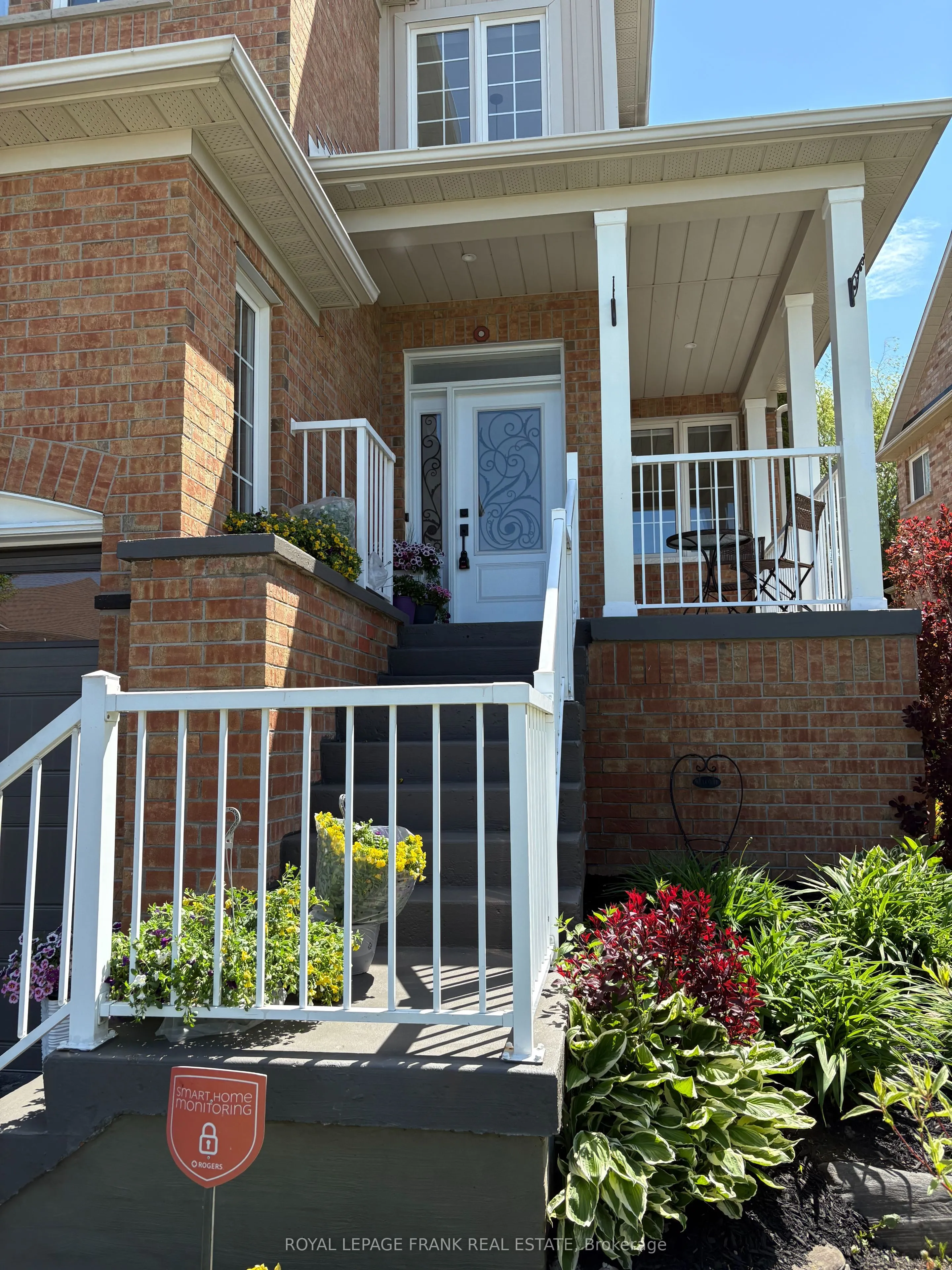 1533 Clearbrook Drive
