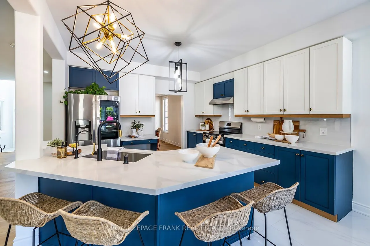 1533 Clearbrook Drive