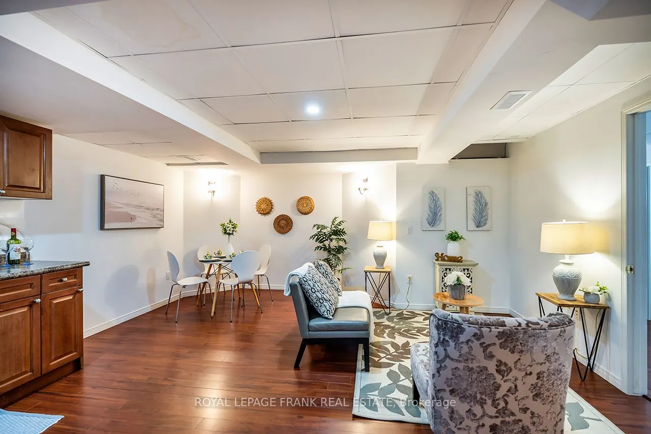 1533 Clearbrook Drive