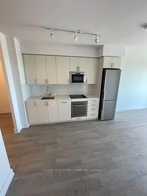 2550 Simcoe Street N, #1511