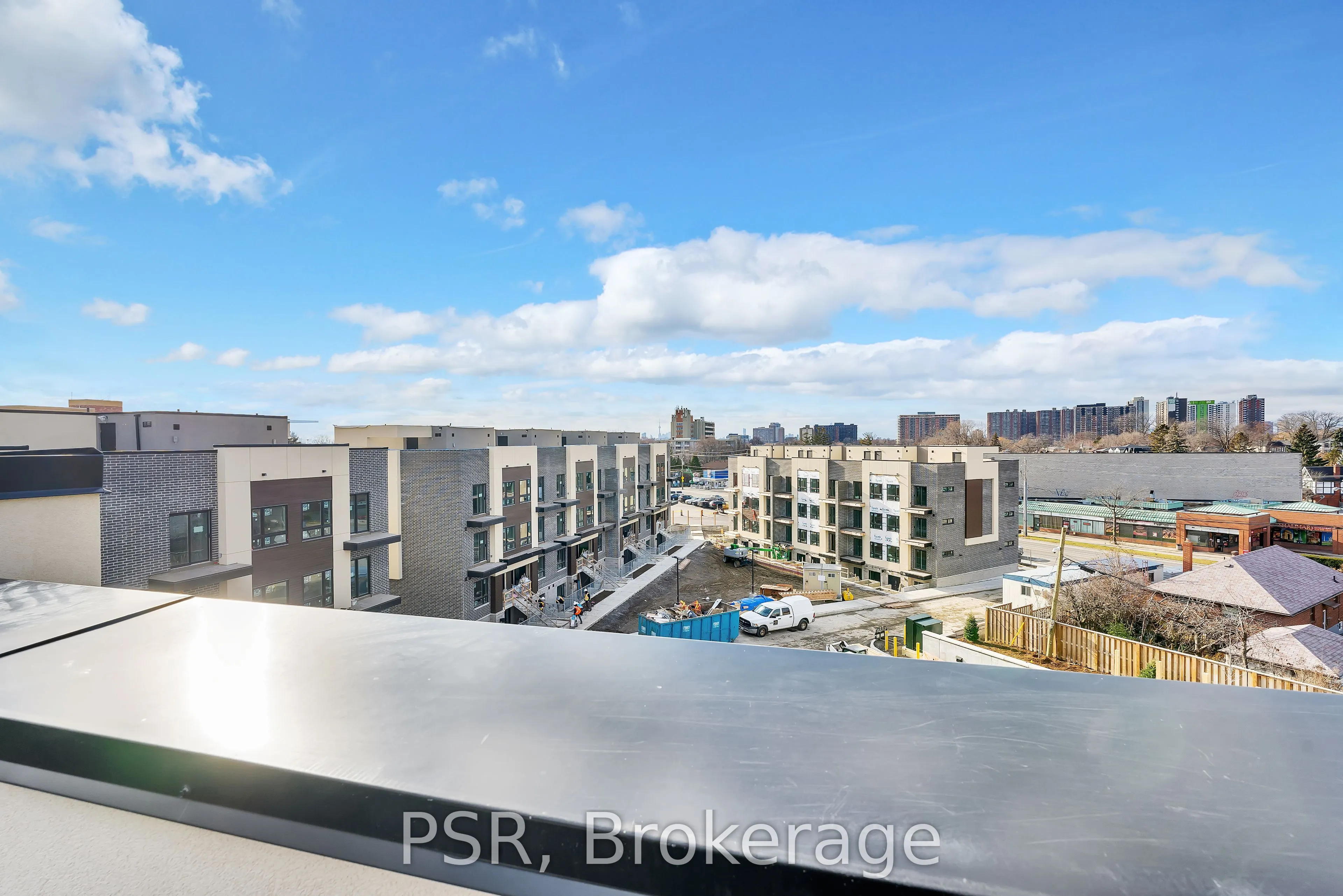 39 Danforth Road, #330