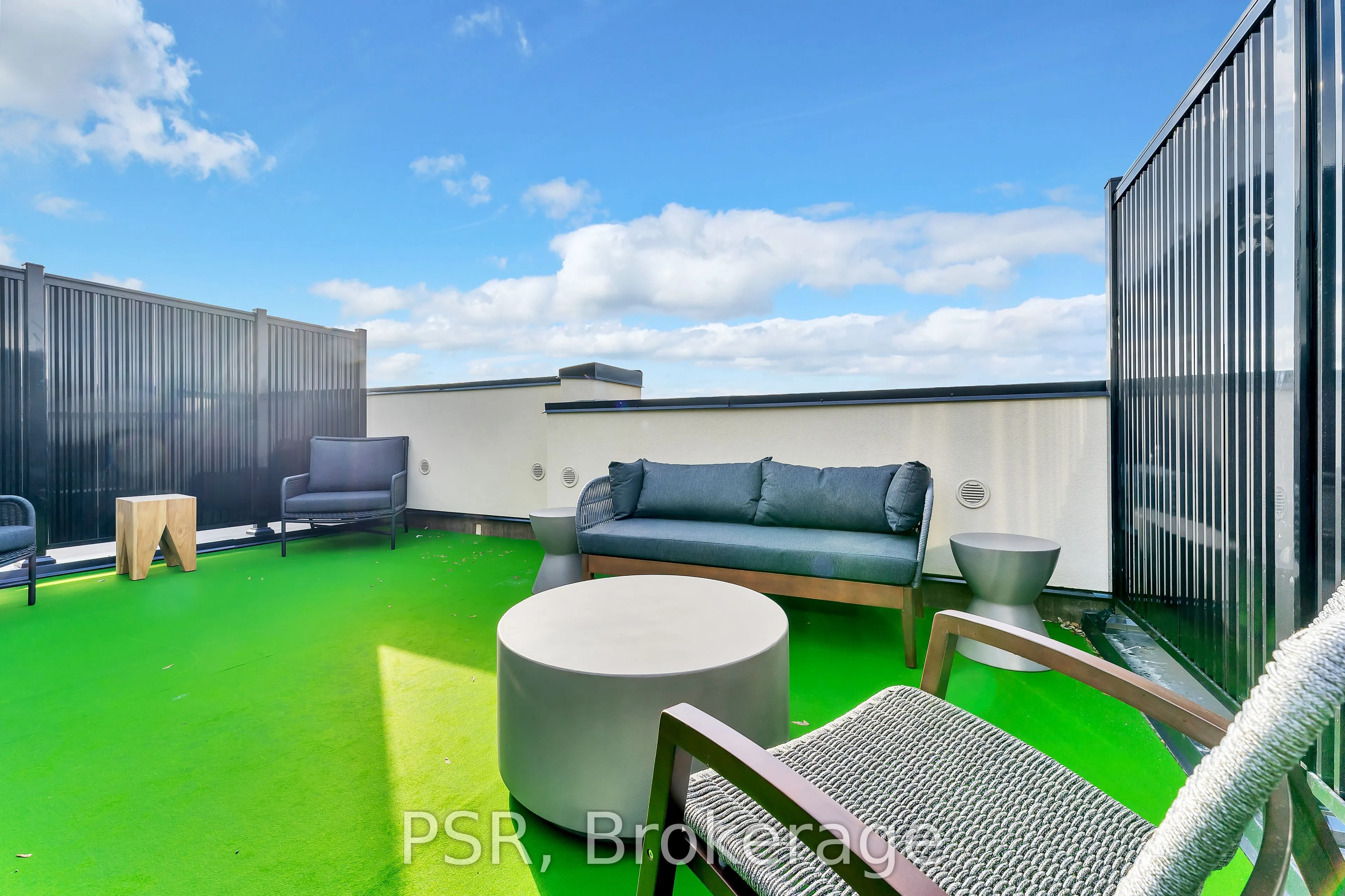 41 Danforth Road, #321