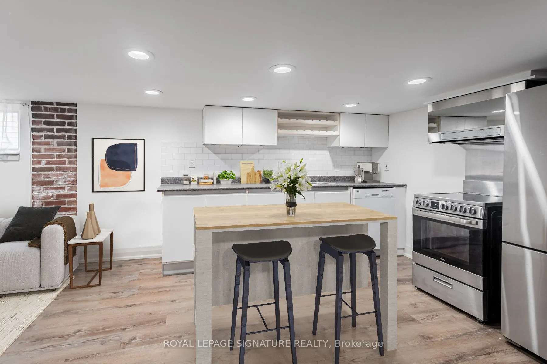 49 Stanhope Avenue, #Lower