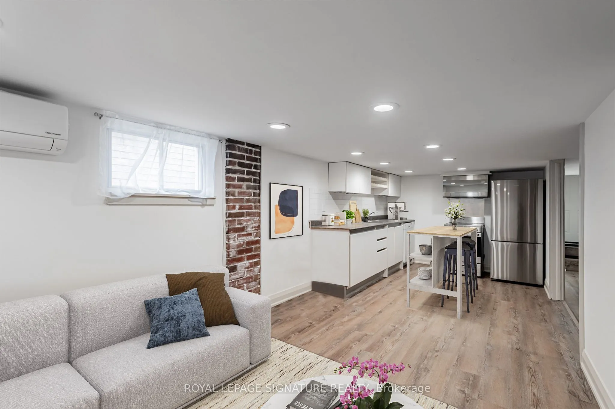 49 Stanhope Avenue, #Lower