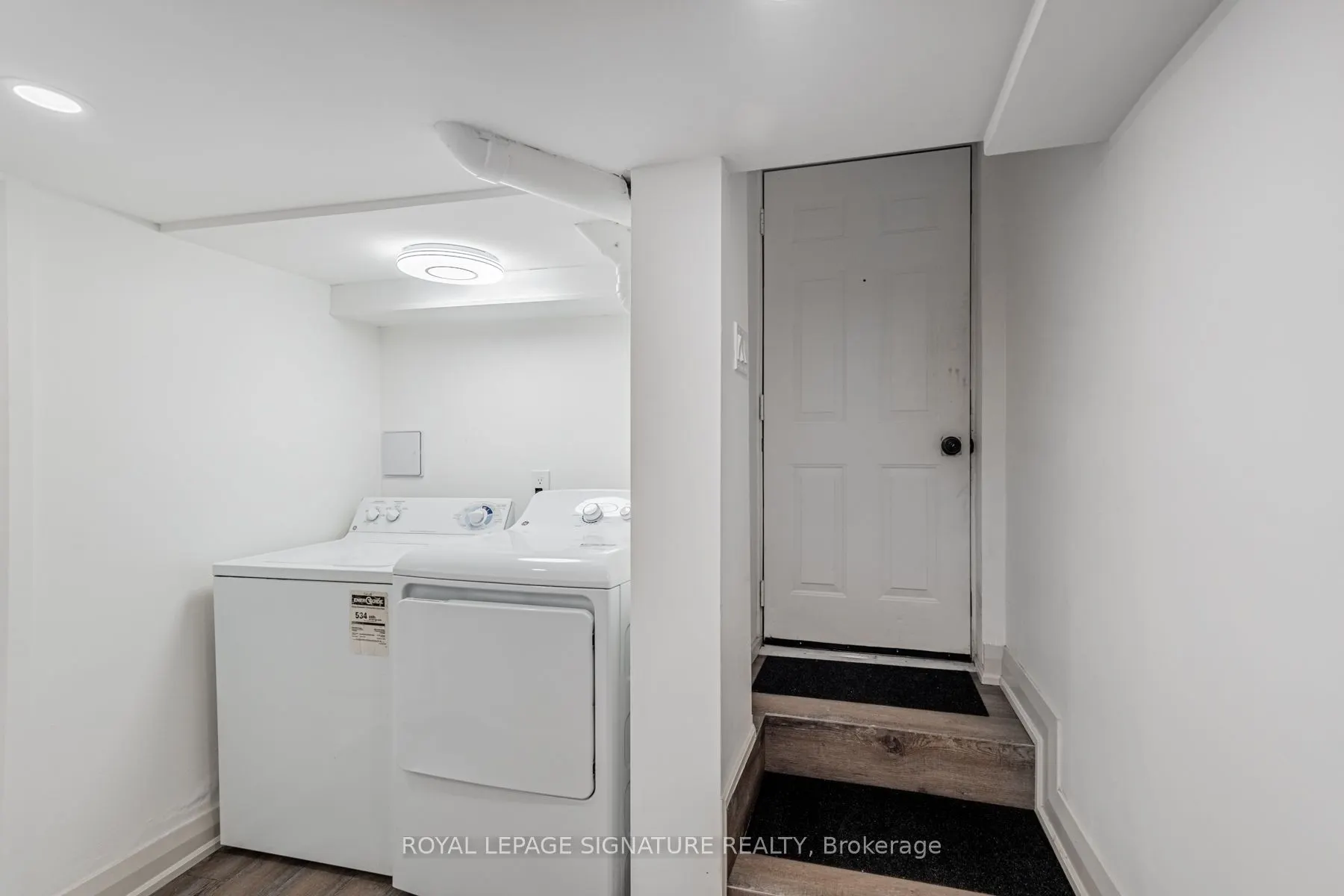 49 Stanhope Avenue, #Lower