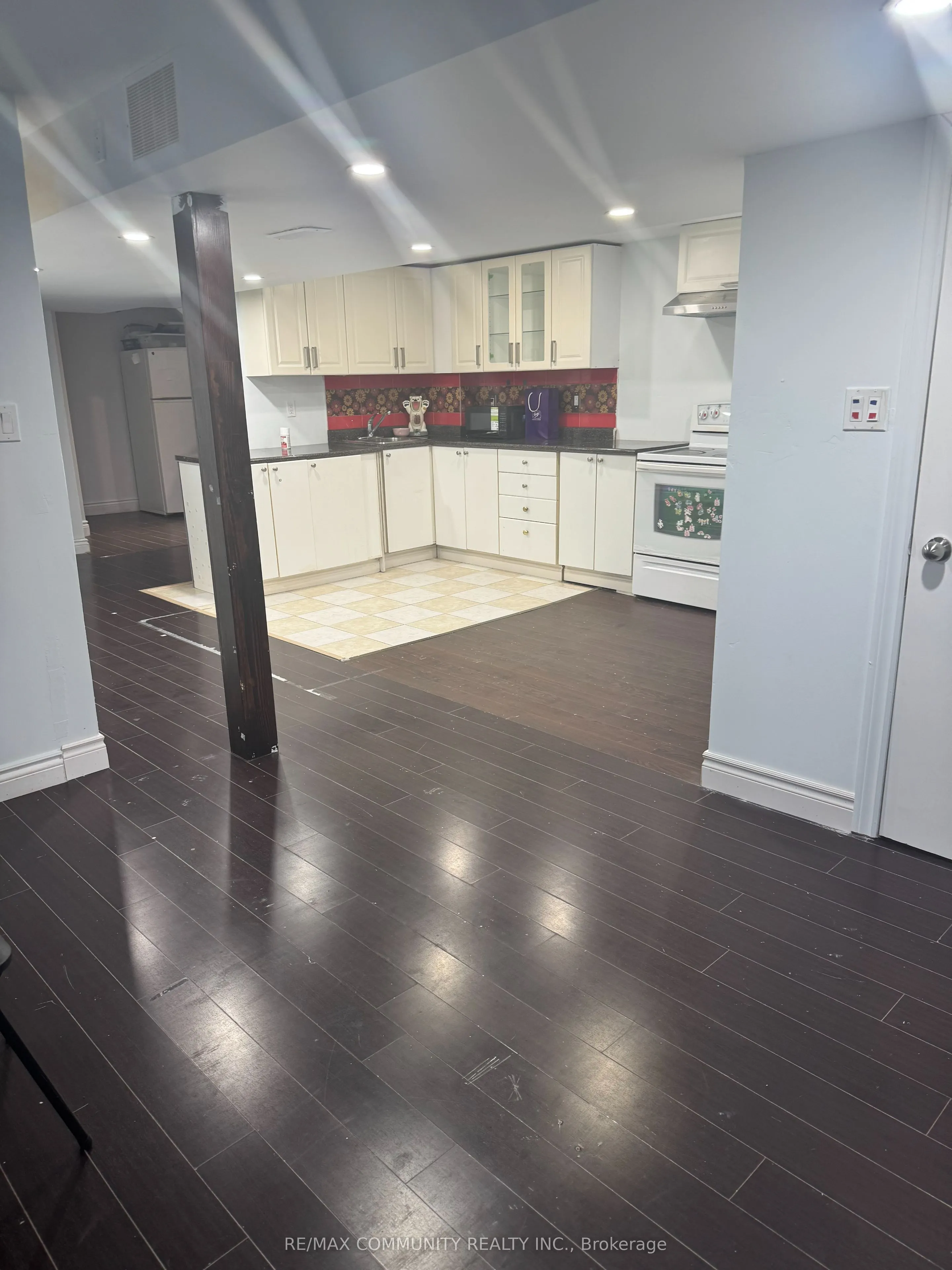 84 Morningview Trail, #Basement